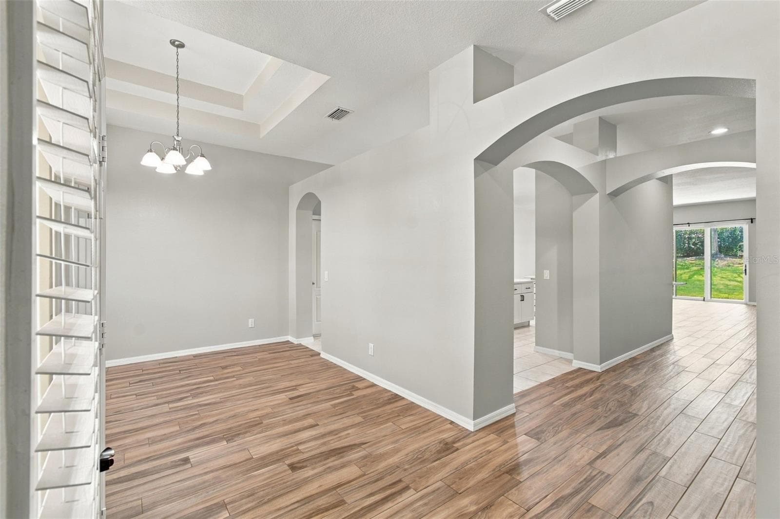 Single Family Residence at 1815 WINN ARTHUR, VALRICO, photo 9 of 100