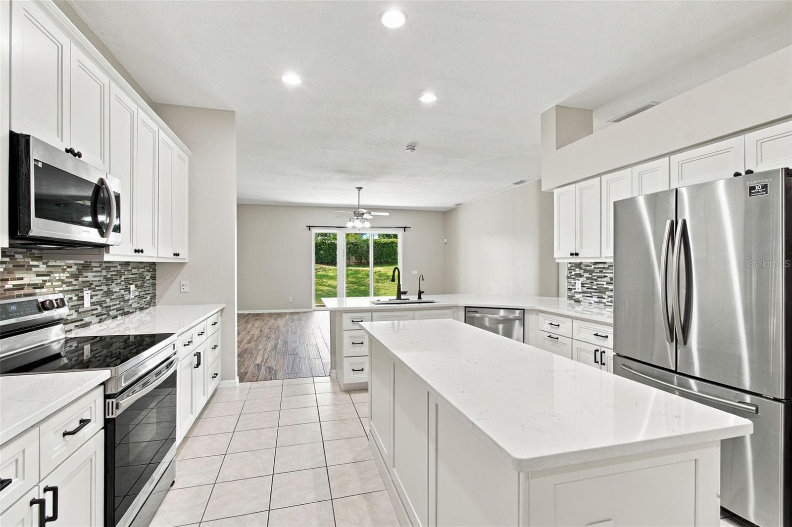 Single Family Residence at 1815 WINN ARTHUR, VALRICO, photo 21 of 100