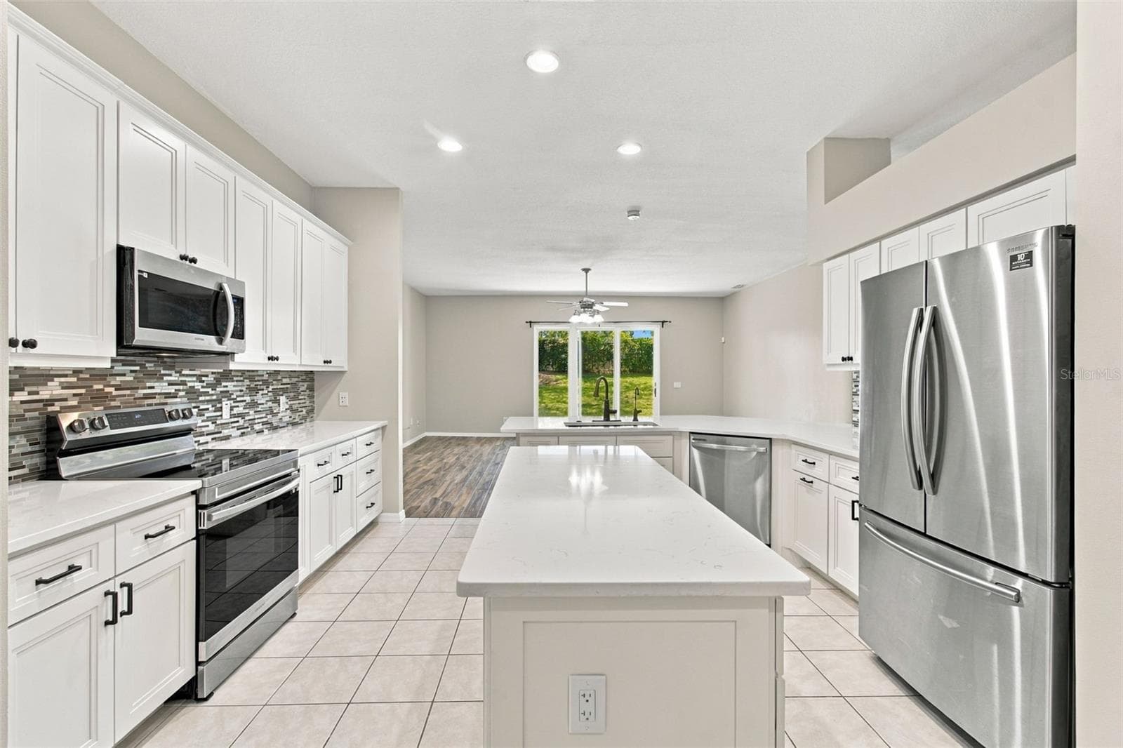 Single Family Residence at 1815 WINN ARTHUR, VALRICO, photo 22 of 100