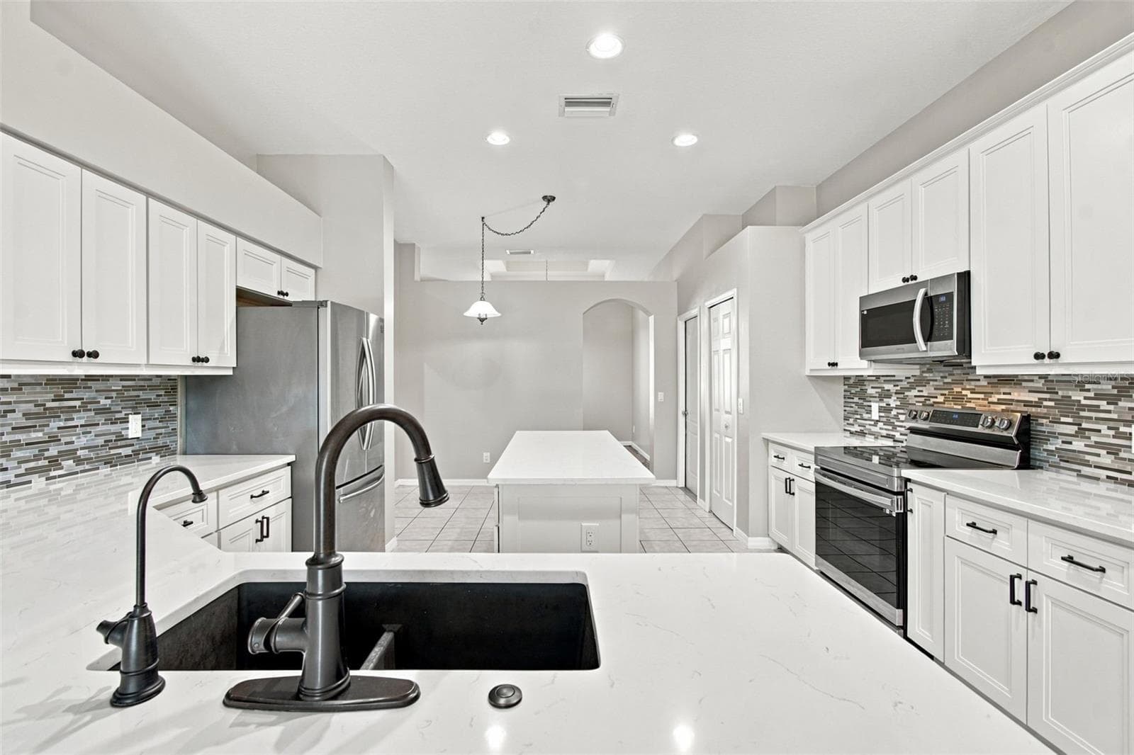 Single Family Residence at 1815 WINN ARTHUR, VALRICO, photo 27 of 100
