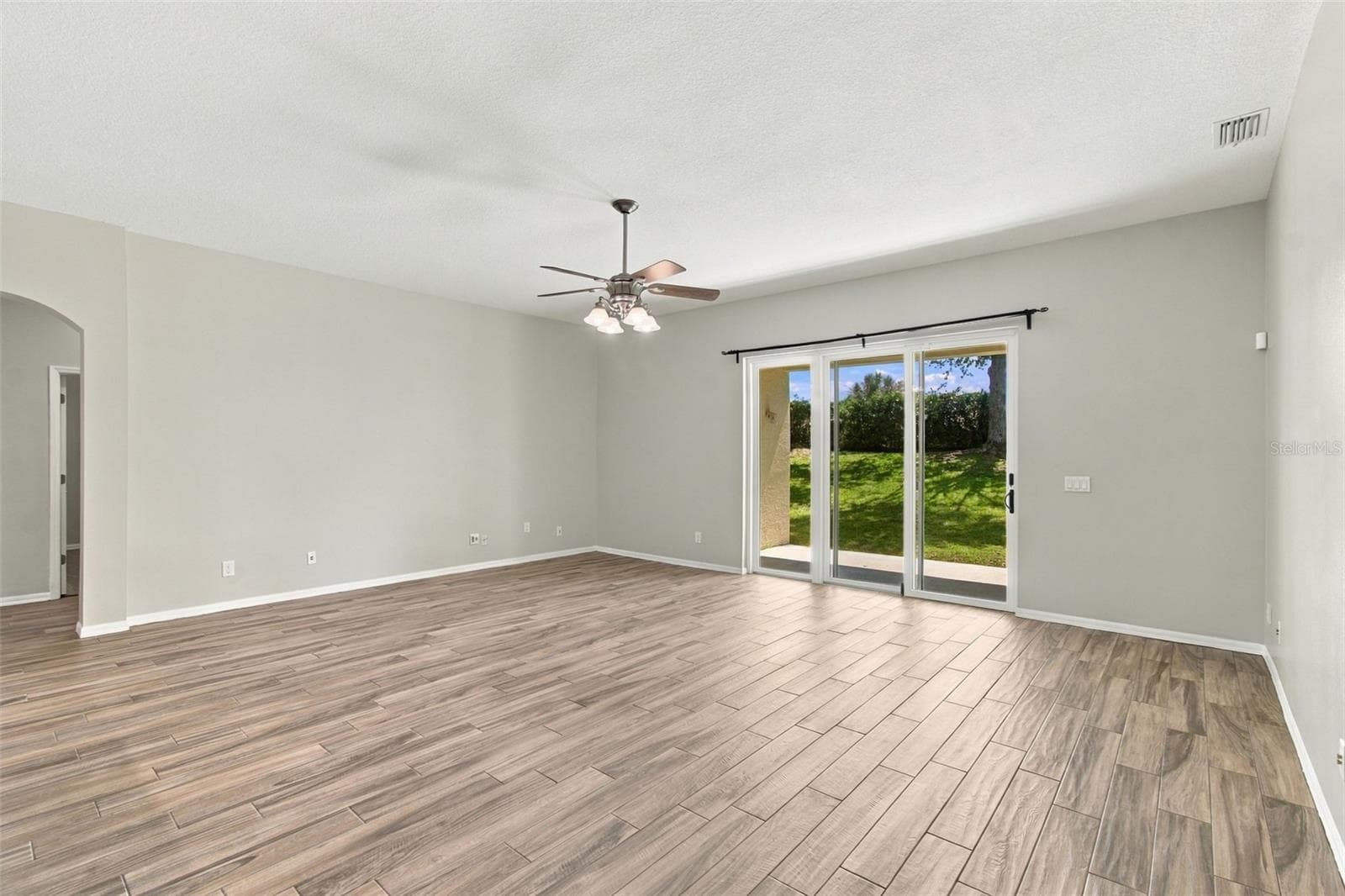 Single Family Residence at 1815 WINN ARTHUR, VALRICO, photo 32 of 100