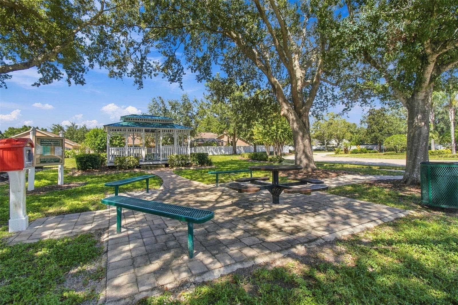 Single Family Residence at 1815 WINN ARTHUR, VALRICO, photo 75 of 100