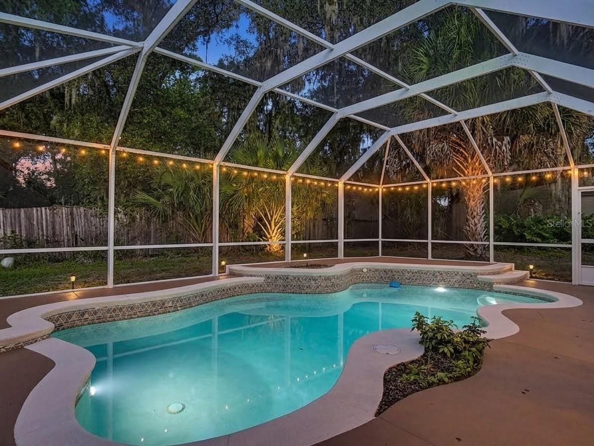 Single Family Residence at 1056 SHADY HOLLOW DR, DELAND, photo 7 of 47