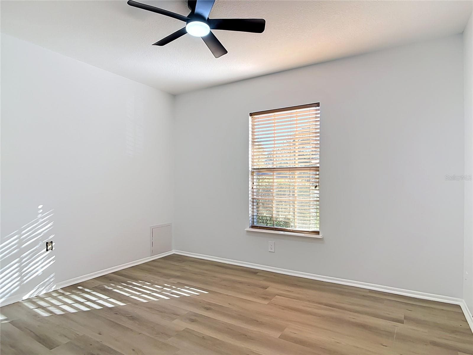 Bedroom 2 - 1056 SHADY HOLLOW DR, DELAND