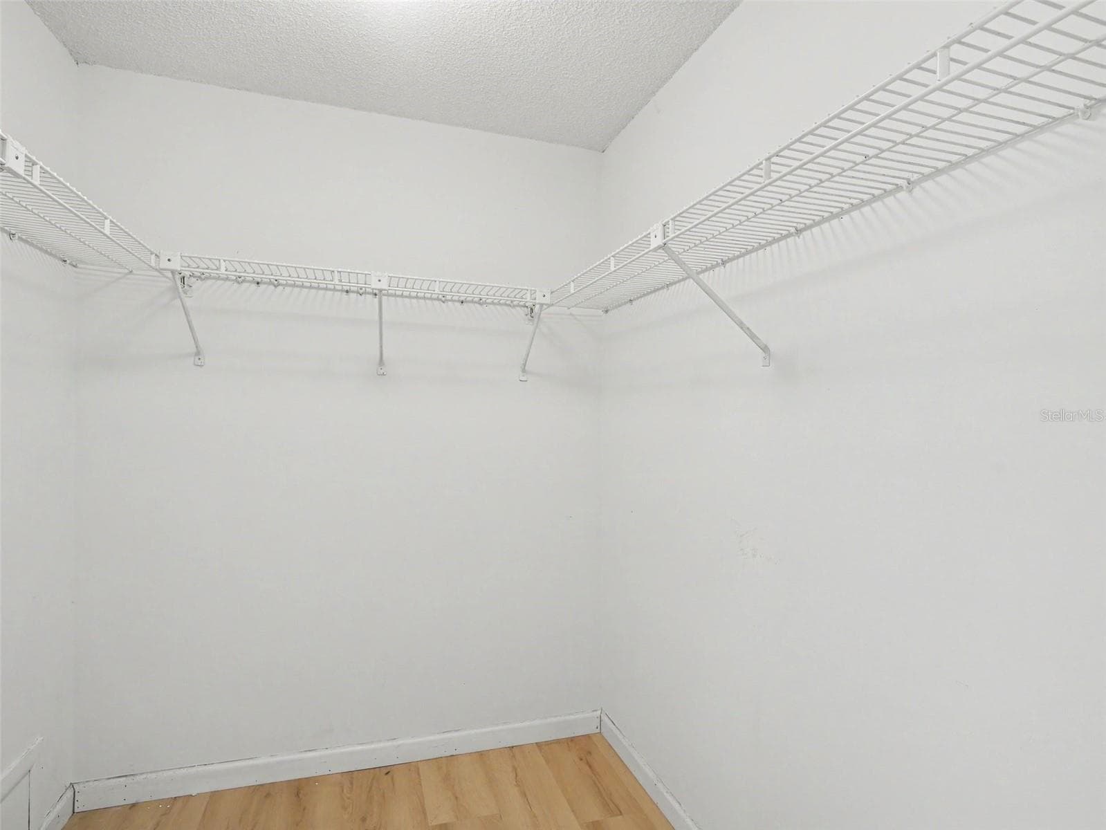 Townhouse at 3390 RAMBLEWOOD CT, SARASOTA, photo 13 of 23