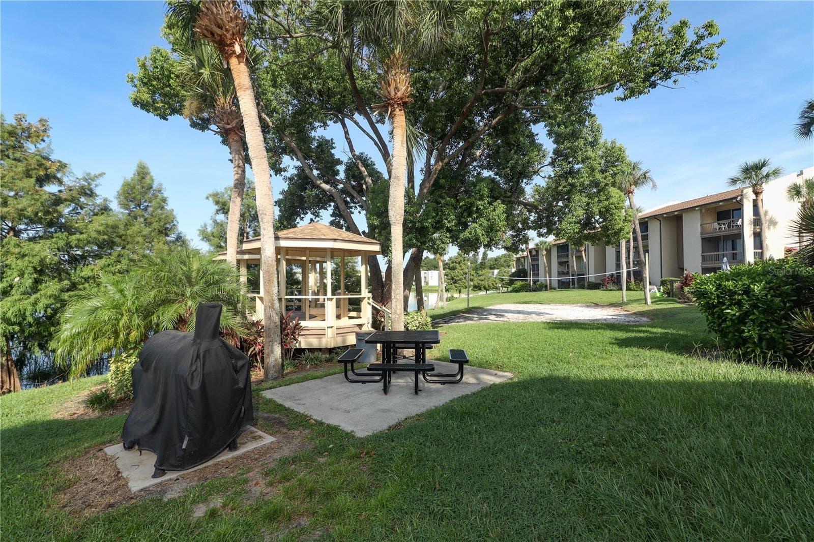 Community BBQ and gazebo - 570 ORANGE DR #51, ALTAMONTE SPRINGS