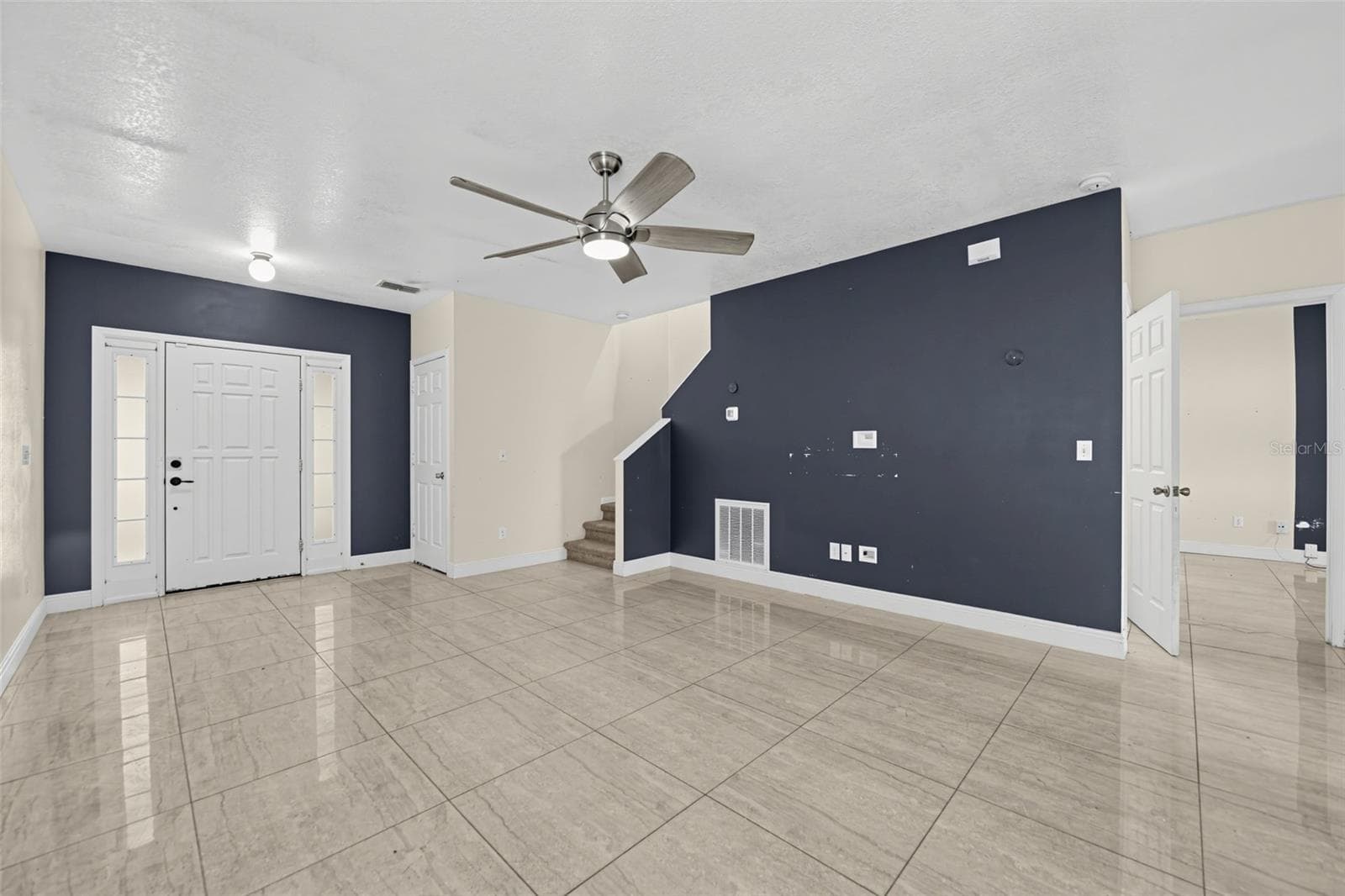 Single Family Residence at 5439 GAUCHO WAY, ORLANDO, photo 4 of 30