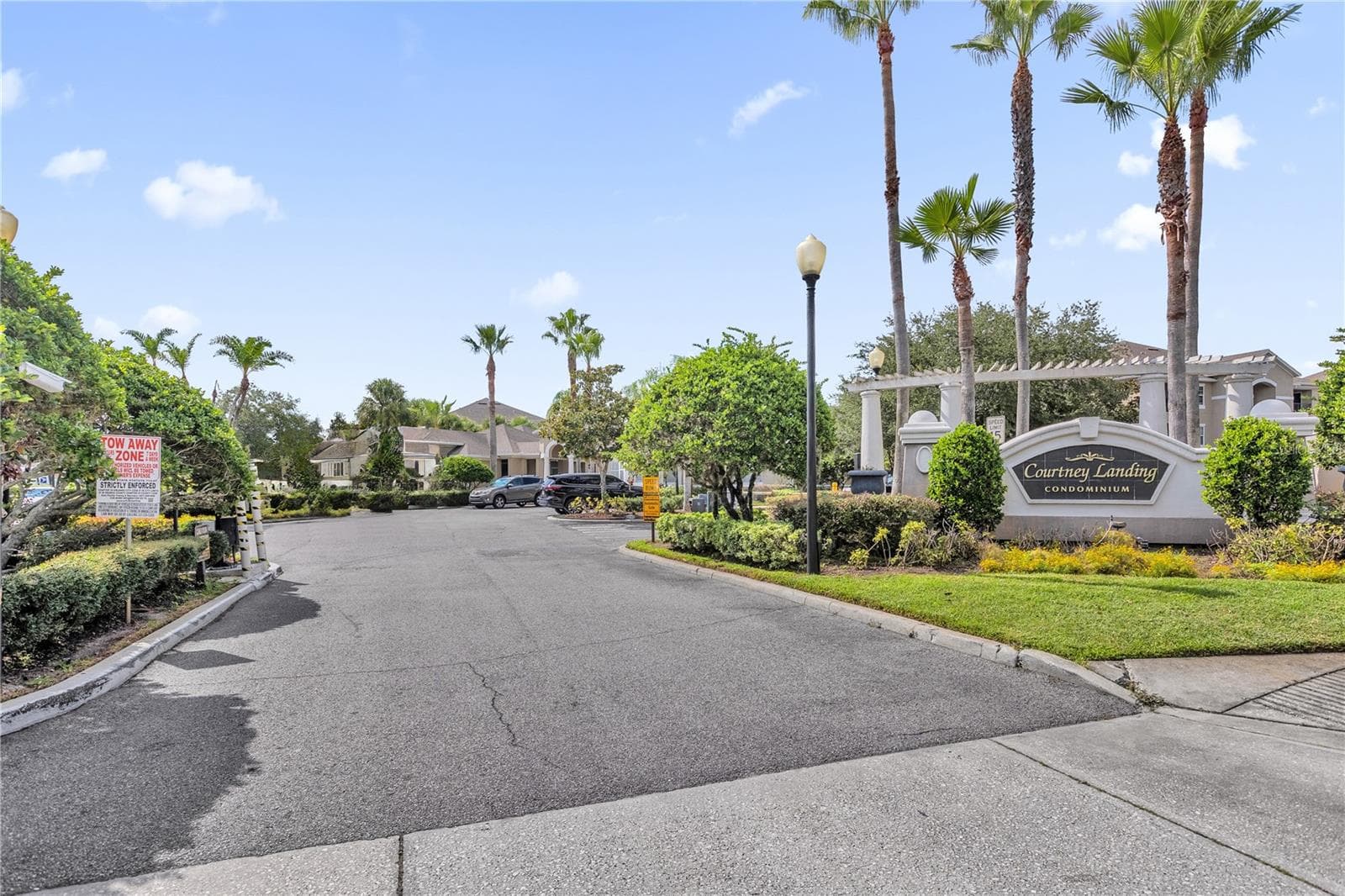 Enter through Left Gate - 6560 SWISSCO DR #322, ORLANDO
