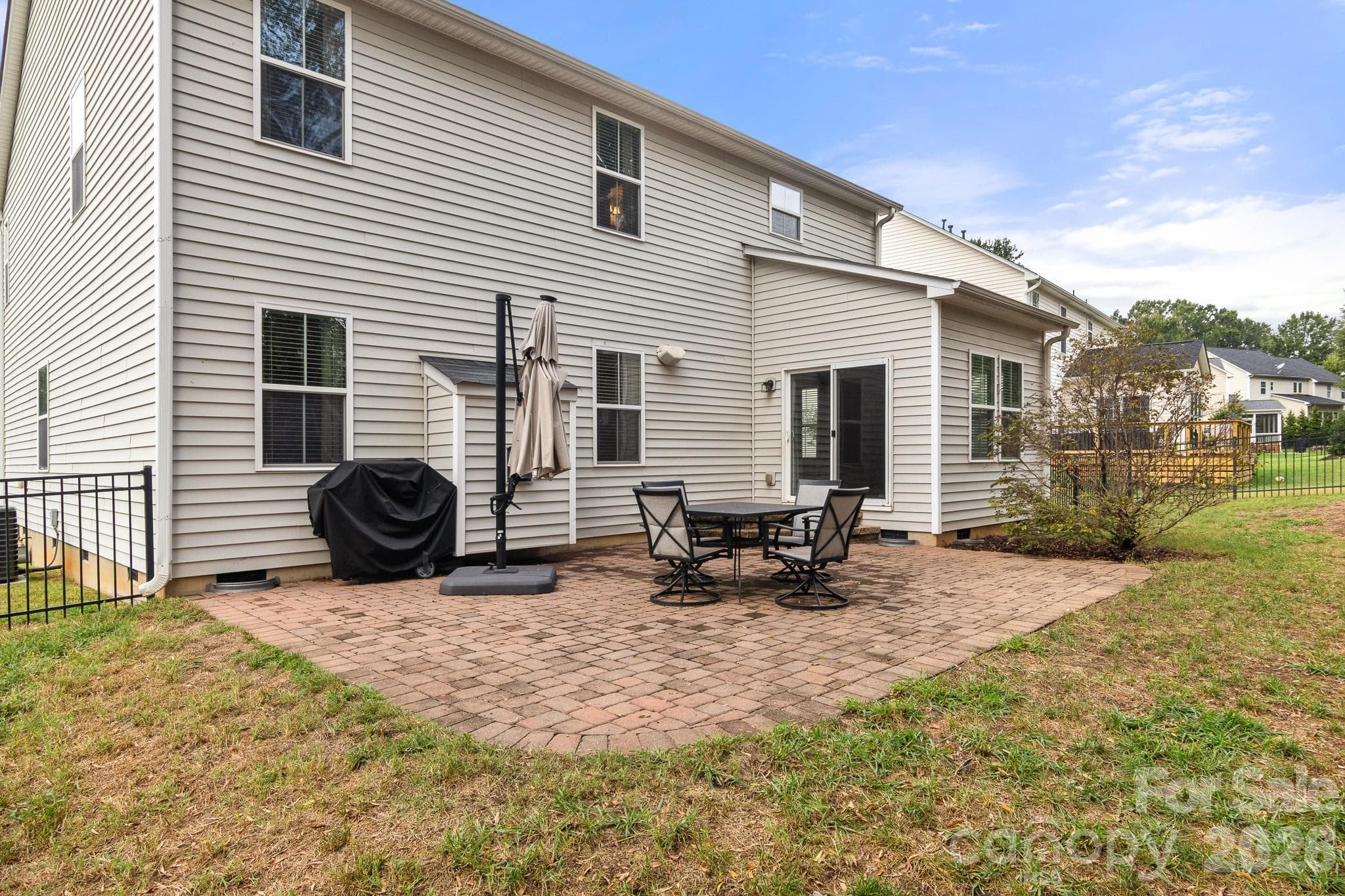 Single Family Residence at 338 Lorraine Road, Fort Mill, photo 5 of 43