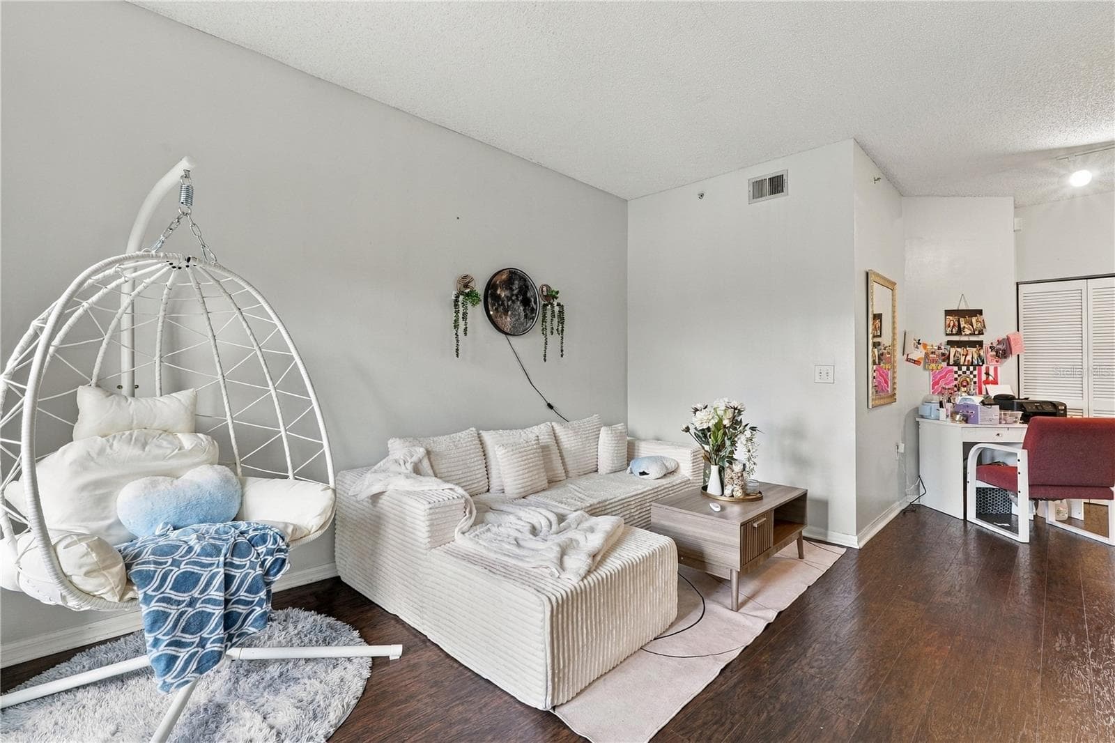 Living Room - 10873 WINDSOR WALK DR #4306, ORLANDO