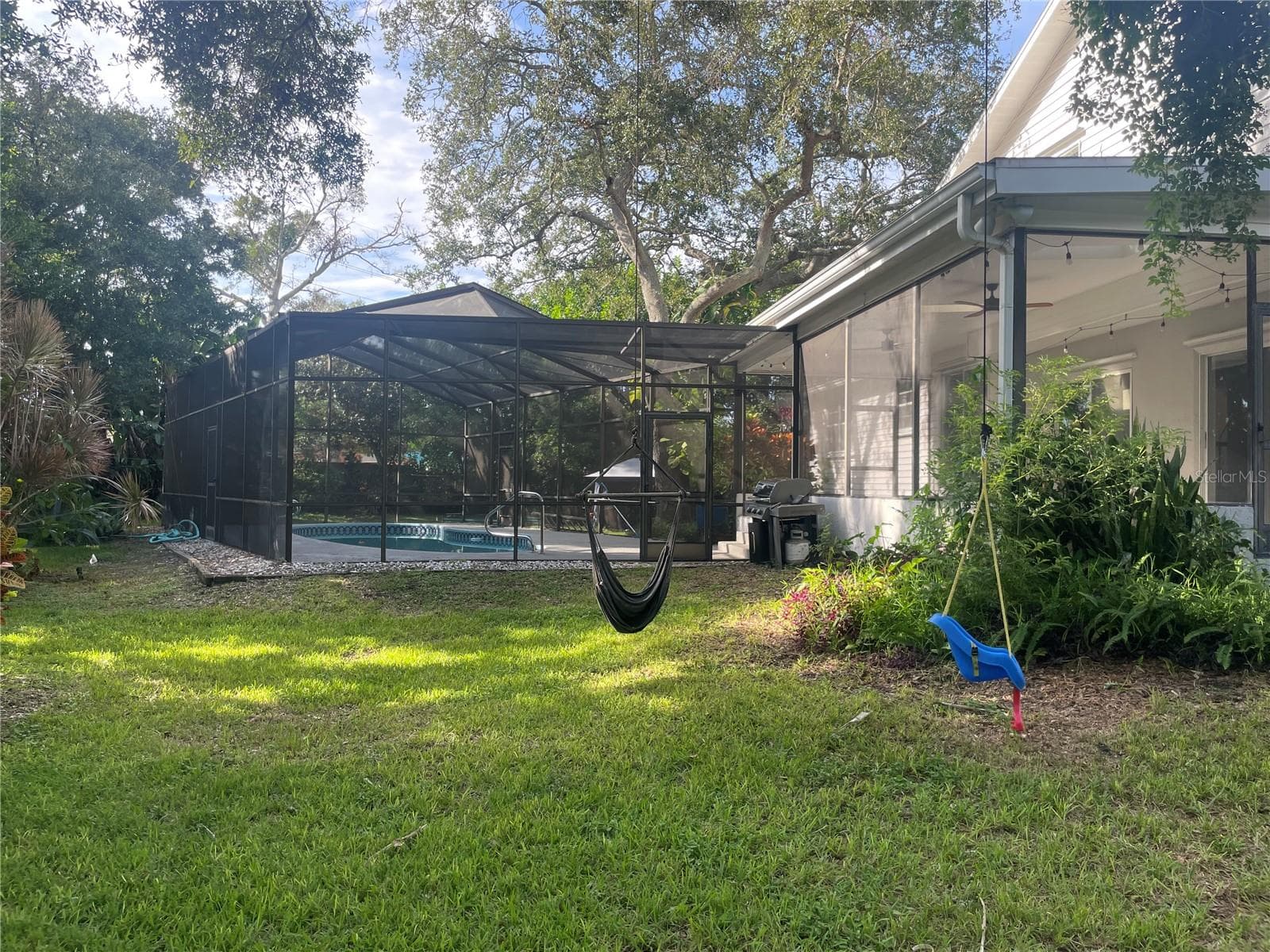 Single Family Residence at 1304 TREETOP DR, PALM HARBOR, photo 18 of 55