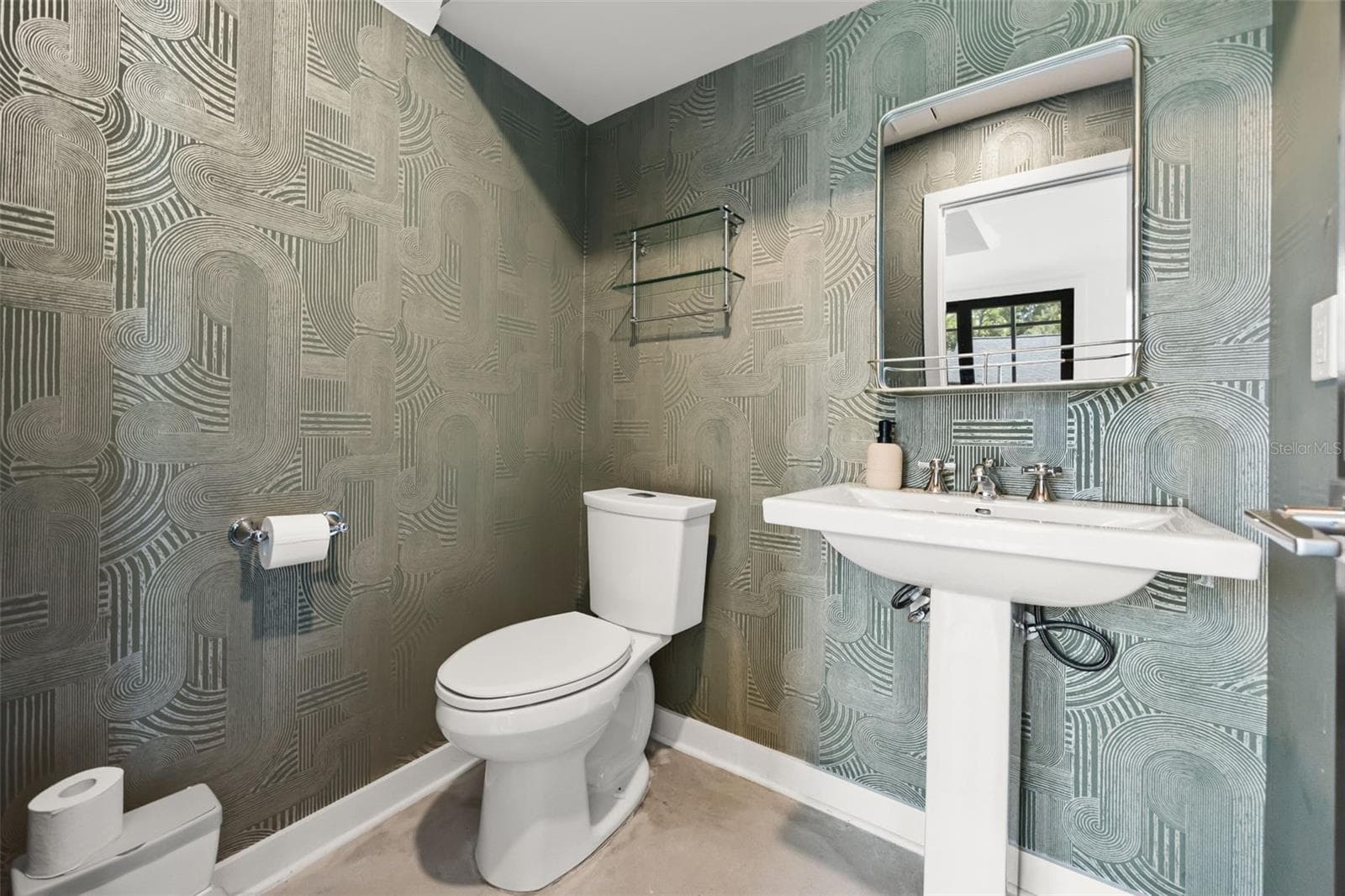Downstairs Half Bathroom - 104 WILD FERN DR, LONGWOOD