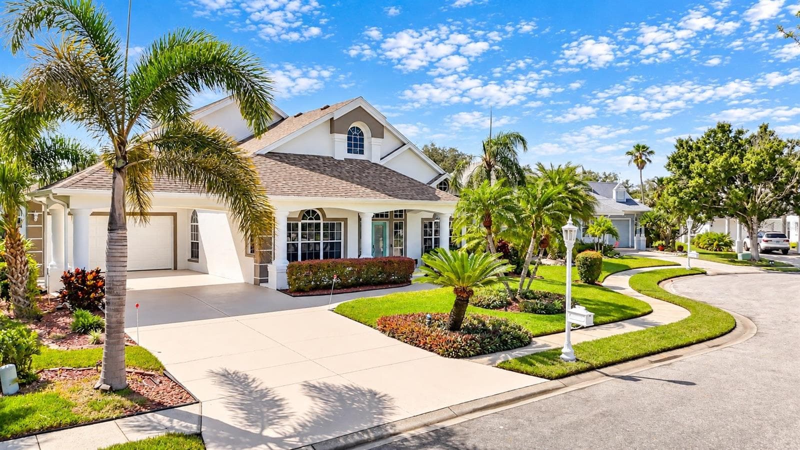 Single Family Residence at 4716 STARBOARD DR, BRADENTON, photo 6 of 77