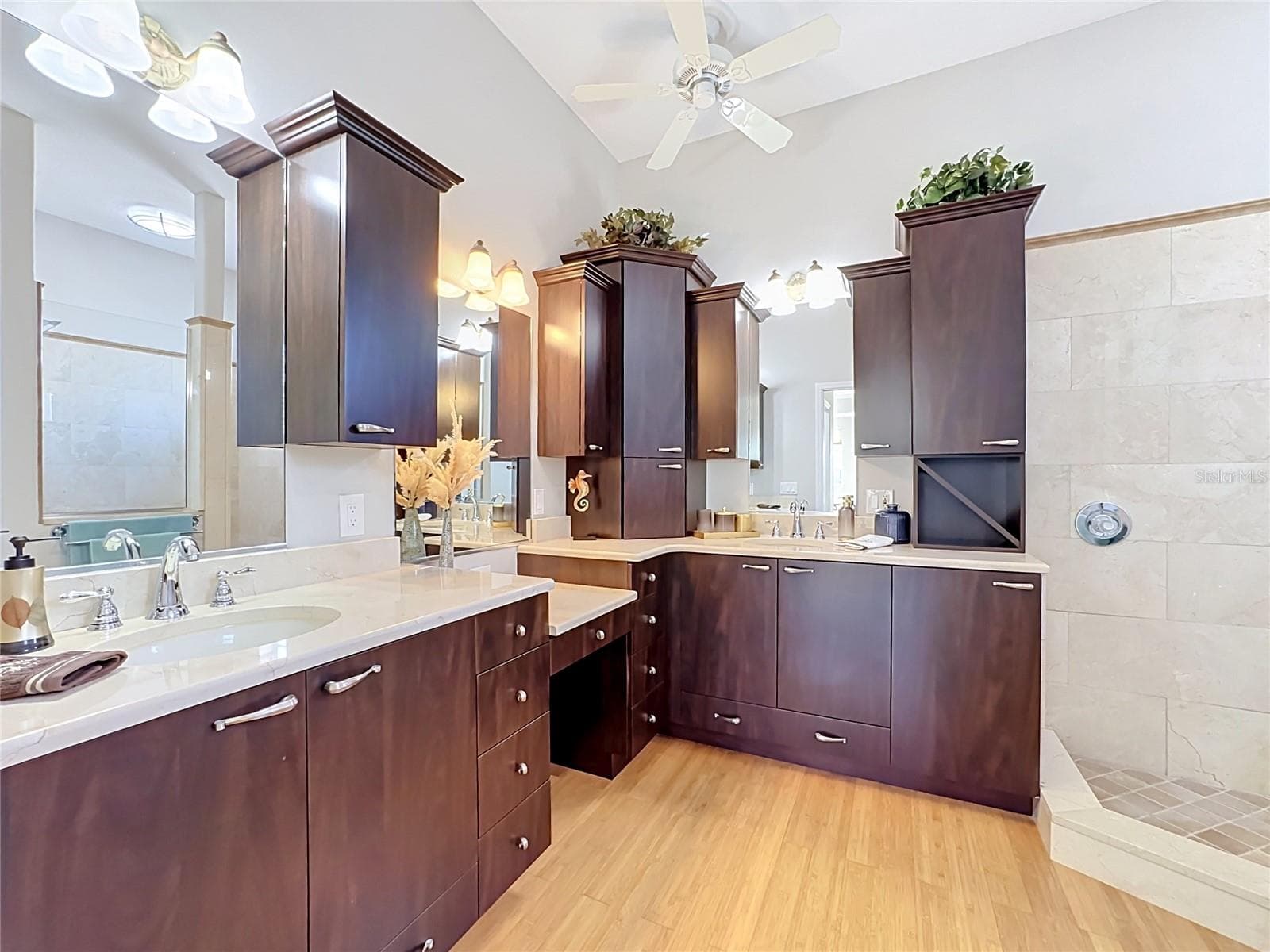 Single Family Residence at 4716 STARBOARD DR, BRADENTON, photo 51 of 77