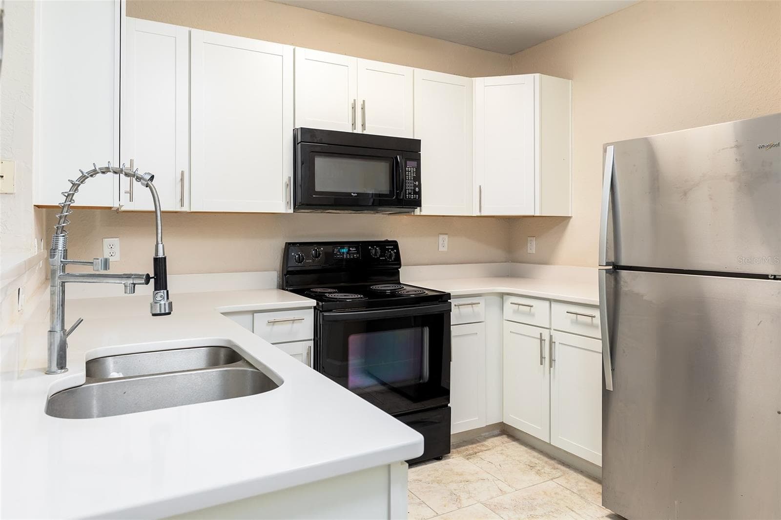 Kitchen - 206 E SOUTH ST #4007, ORLANDO