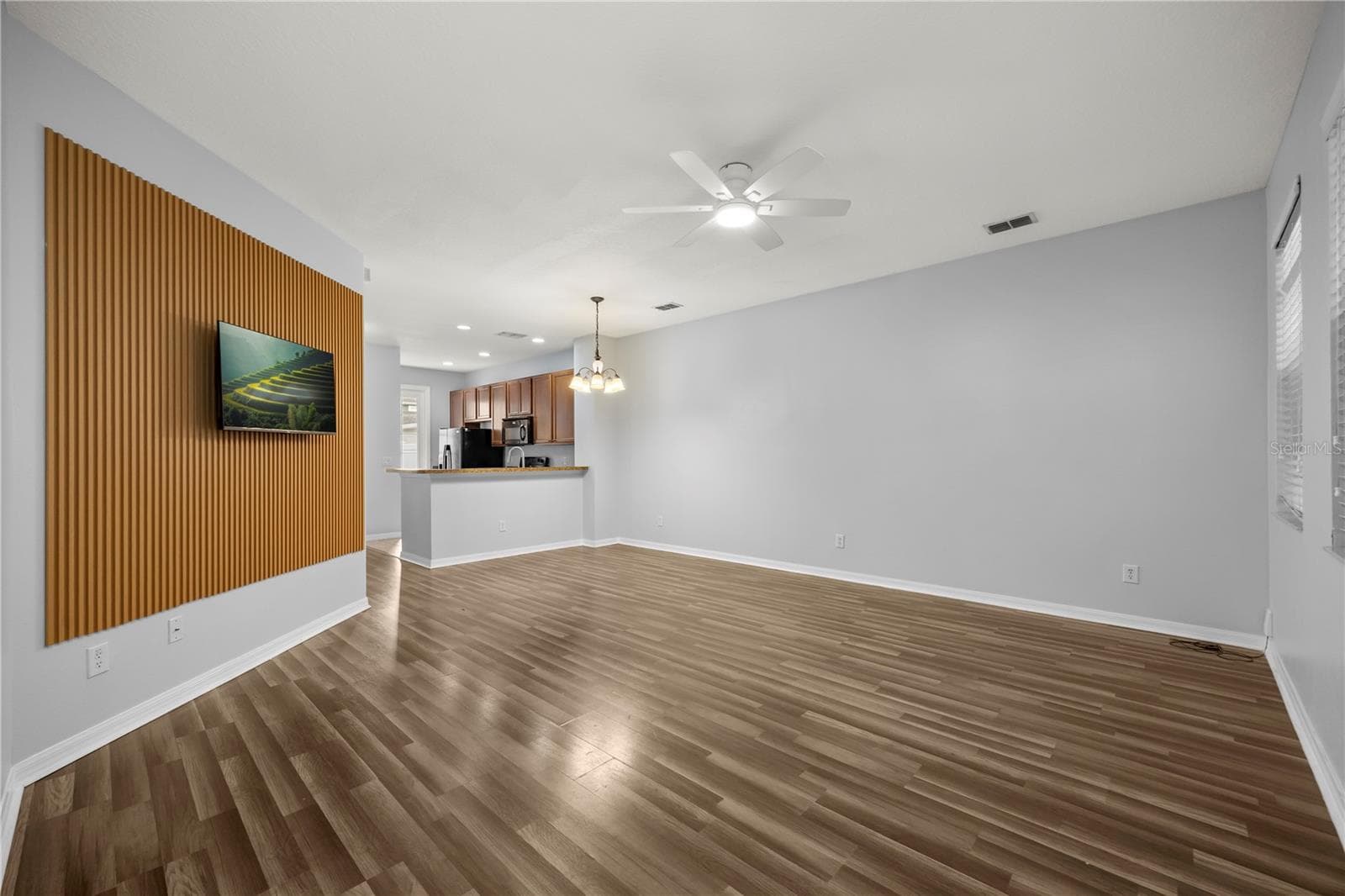 Townhouse at 11757 FITZGERALD BUTLER RD, ORLANDO, photo 8 of 37