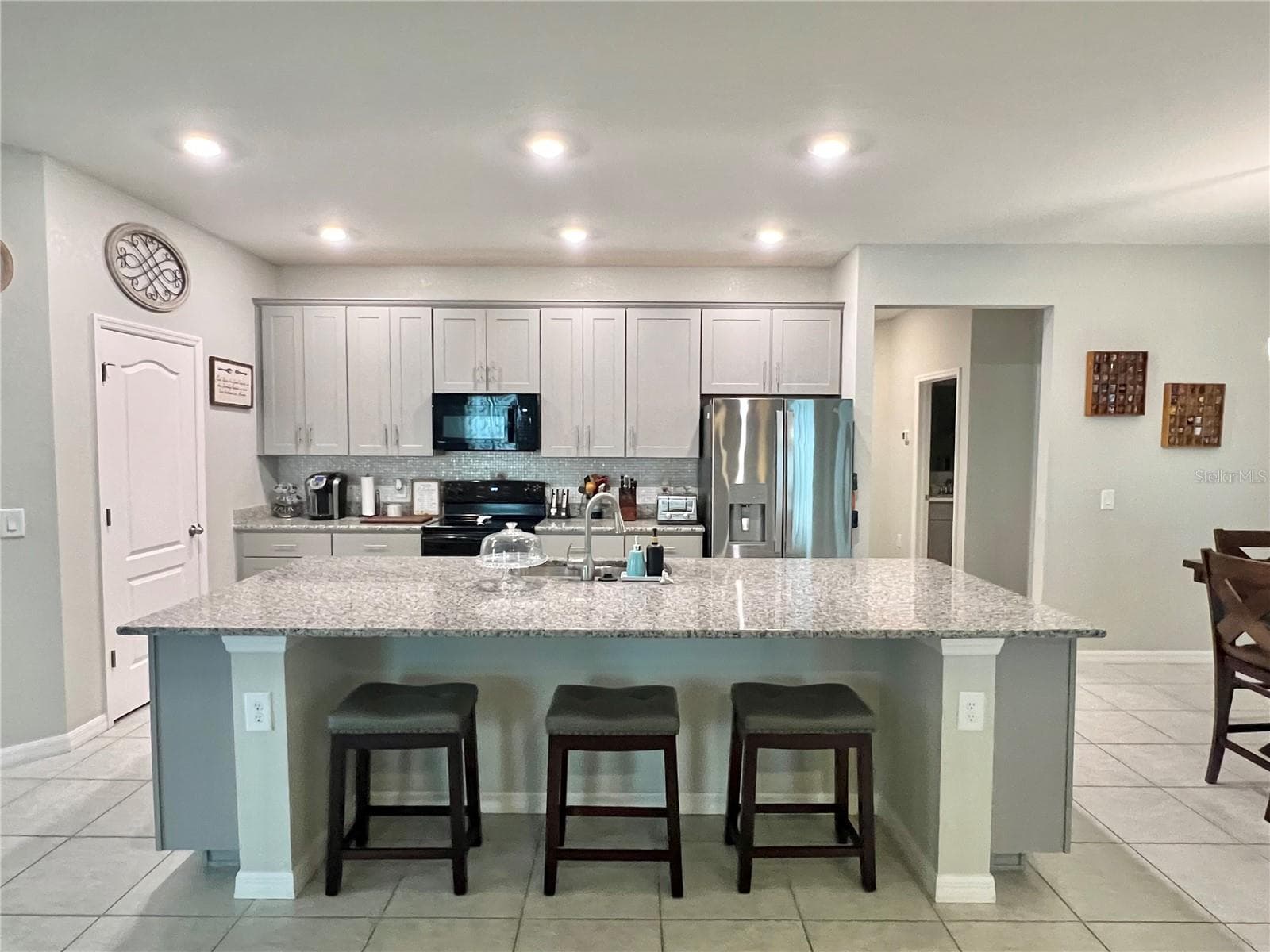Single Family Residence at 25864 AYSEN DR, PUNTA GORDA, photo 7 of 28