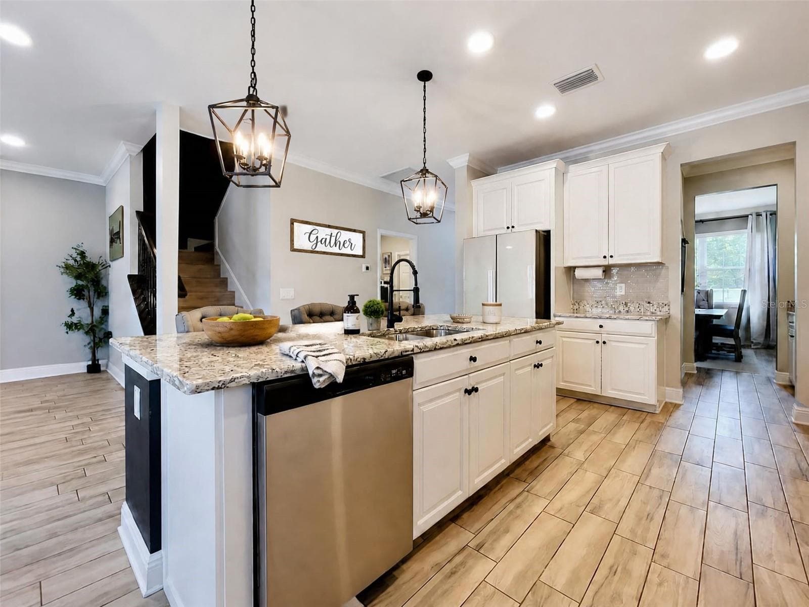 Single Family Residence at 12093 NOUVEAU AVE, SPRING HILL, photo 21 of 100