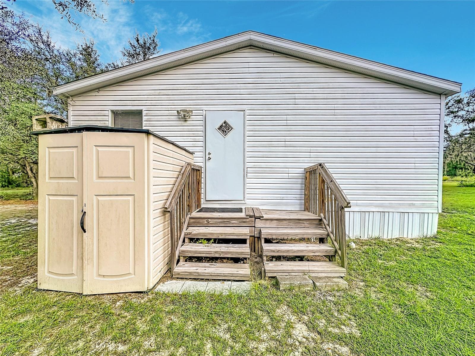 Manufactured Home at 12271 NE 106TH ST, ARCHER, photo 26 of 26