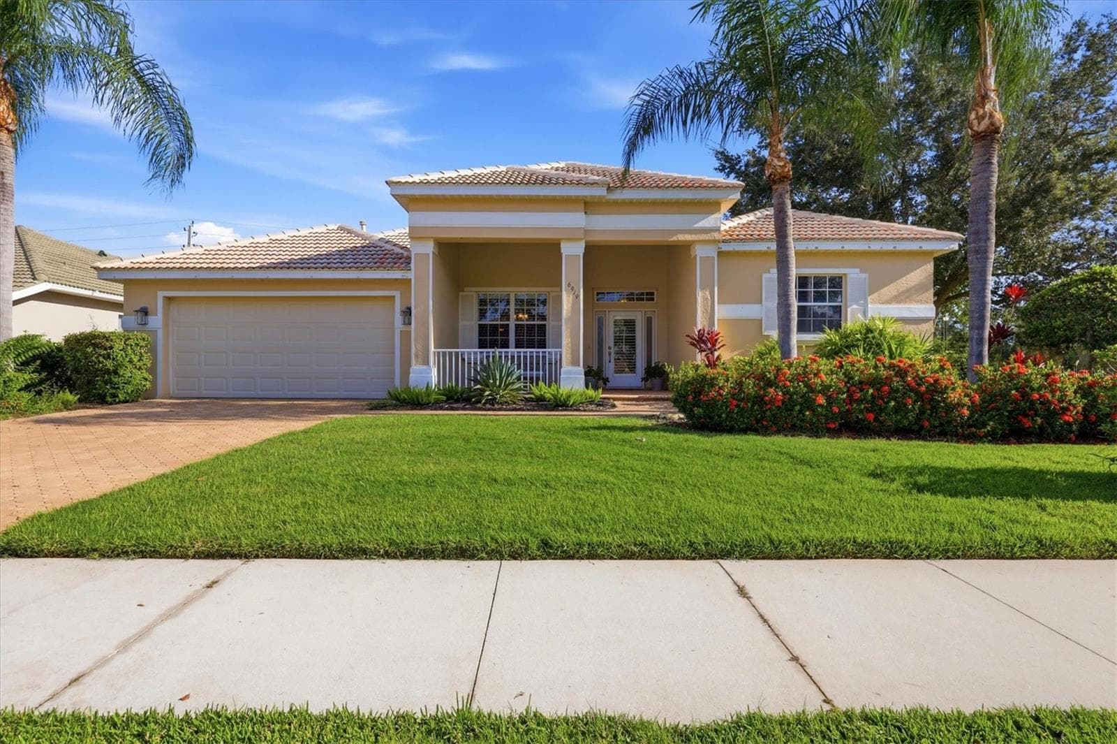 Mature landscaping well maintained - 6919 67TH TER E, BRADENTON