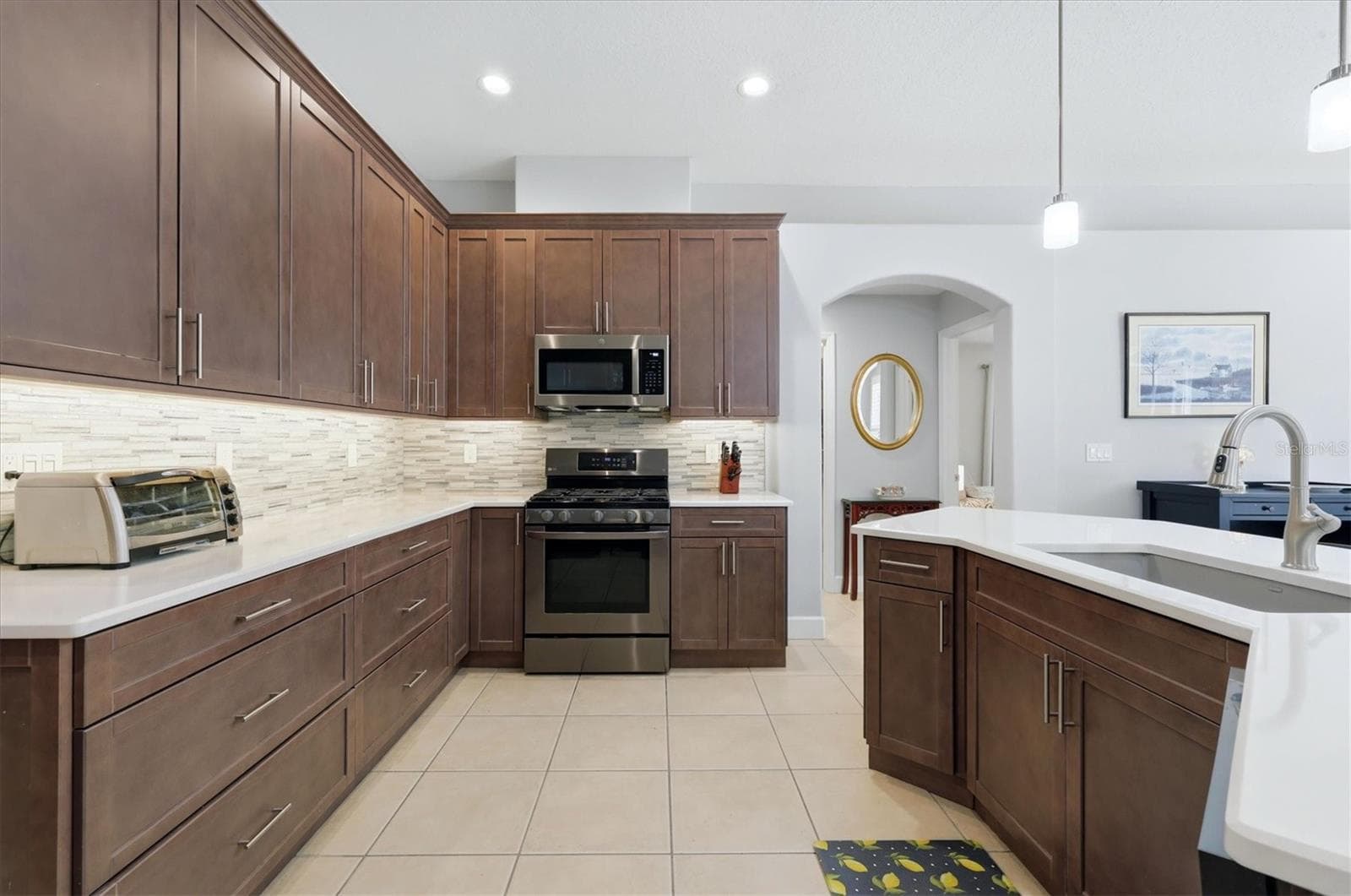 Plenty of storage and room to cook - 6919 67TH TER E, BRADENTON