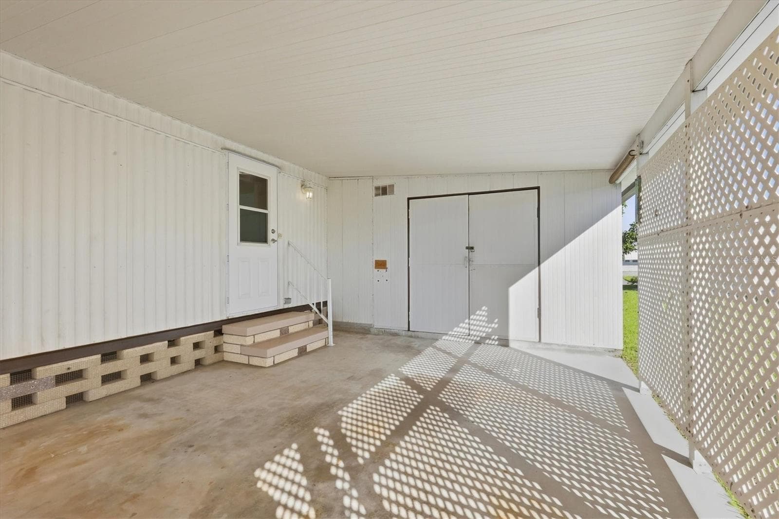Carport - 4320 13TH ST E, ELLENTON