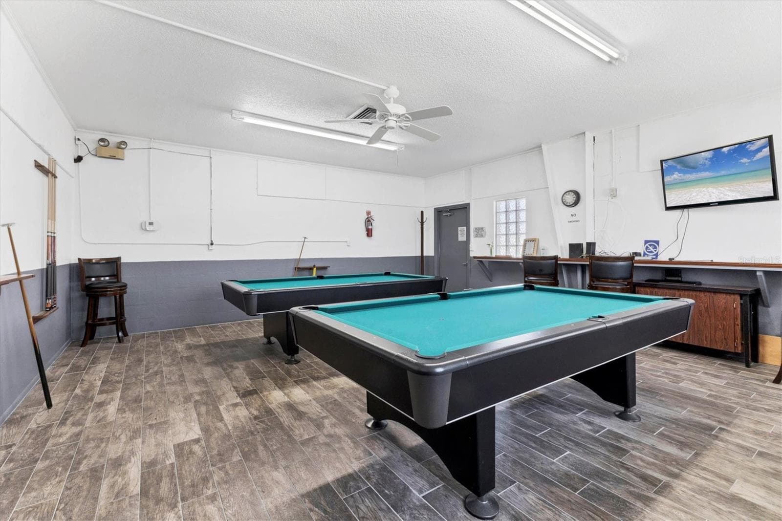 Billiarads Room - 4320 13TH ST E, ELLENTON