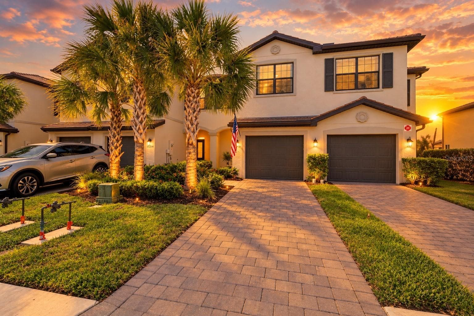 Townhouse at 15210 SUNNY DAY DR, BRADENTON, photo 2 of 47
