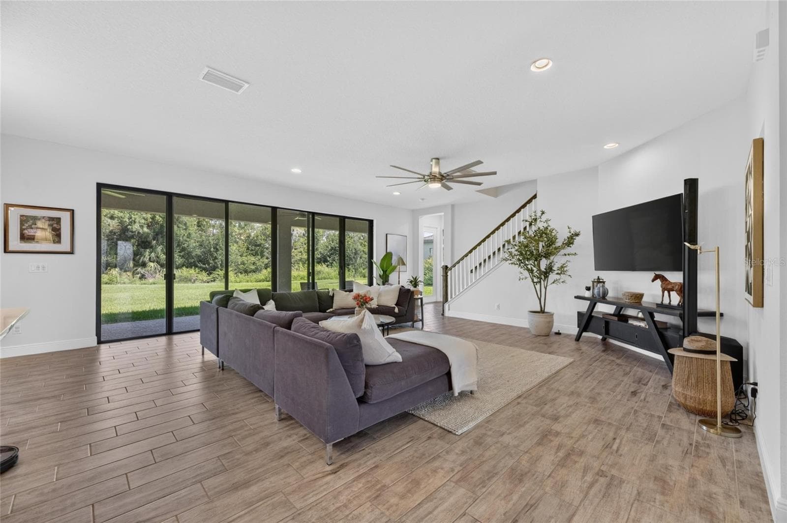 Single Family Residence at 9125 WARM SPRINGS CIR, PARRISH, photo 14 of 76
