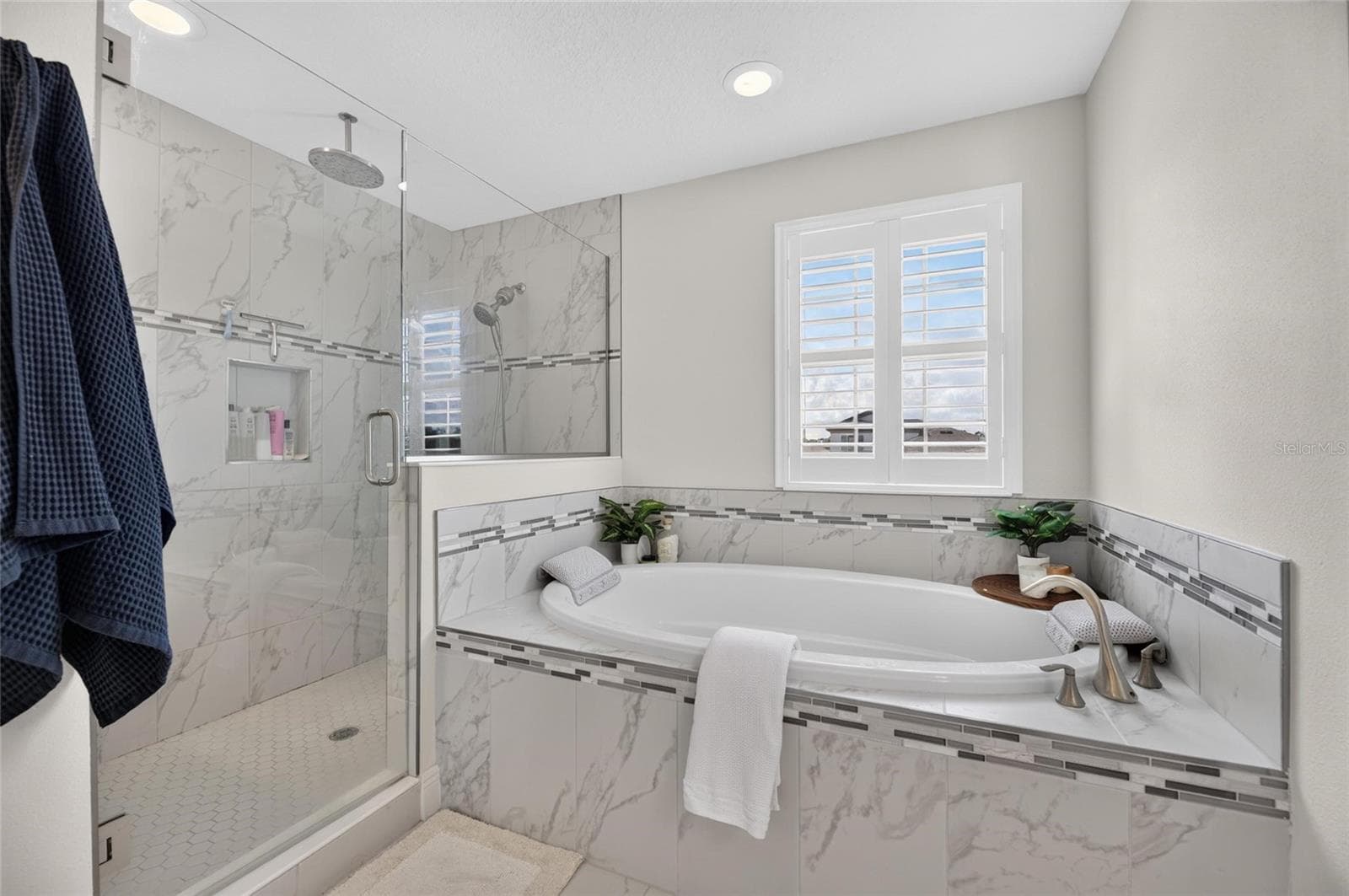 Single Family Residence at 9125 WARM SPRINGS CIR, PARRISH, photo 40 of 76
