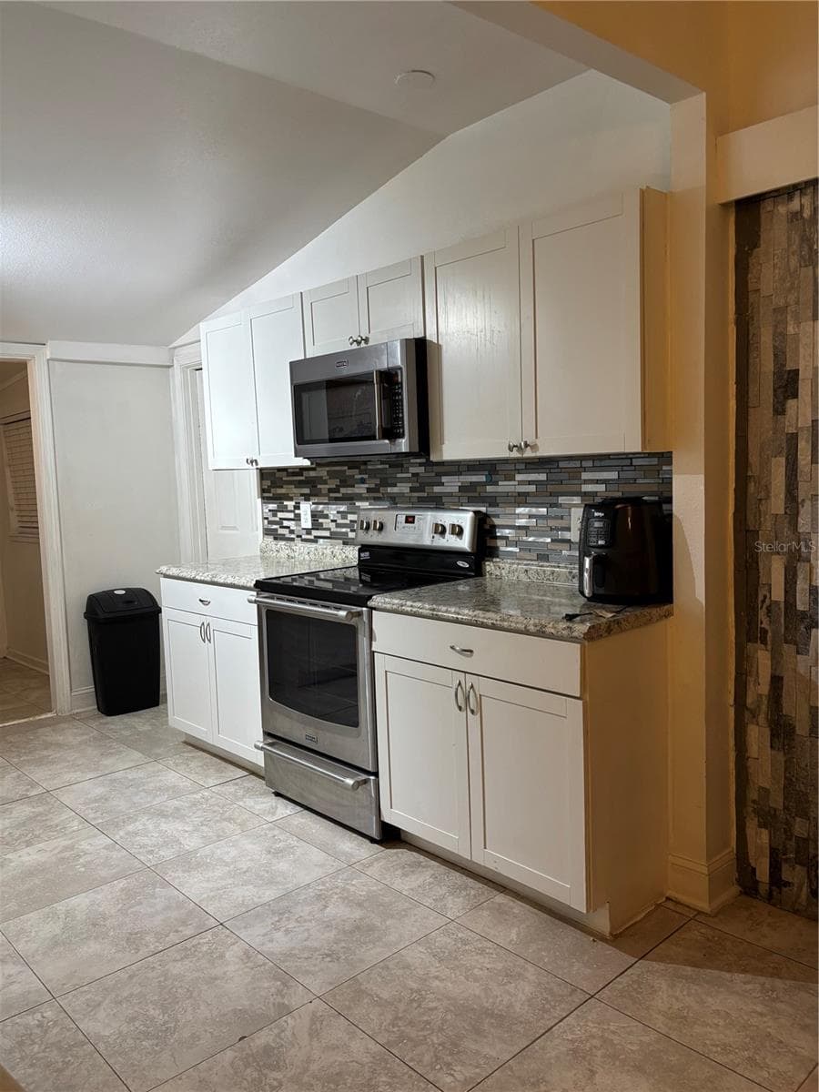 Single Family Residence at 5175 N RONALD REAGAN BLVD, SANFORD, photo 6 of 40