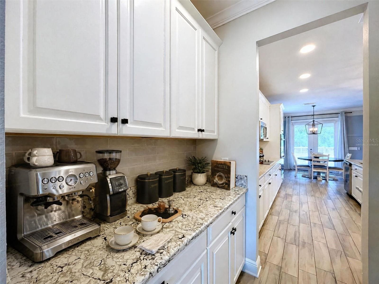 Virtually staged - 12093 NOUVEAU AVE, SPRING HILL