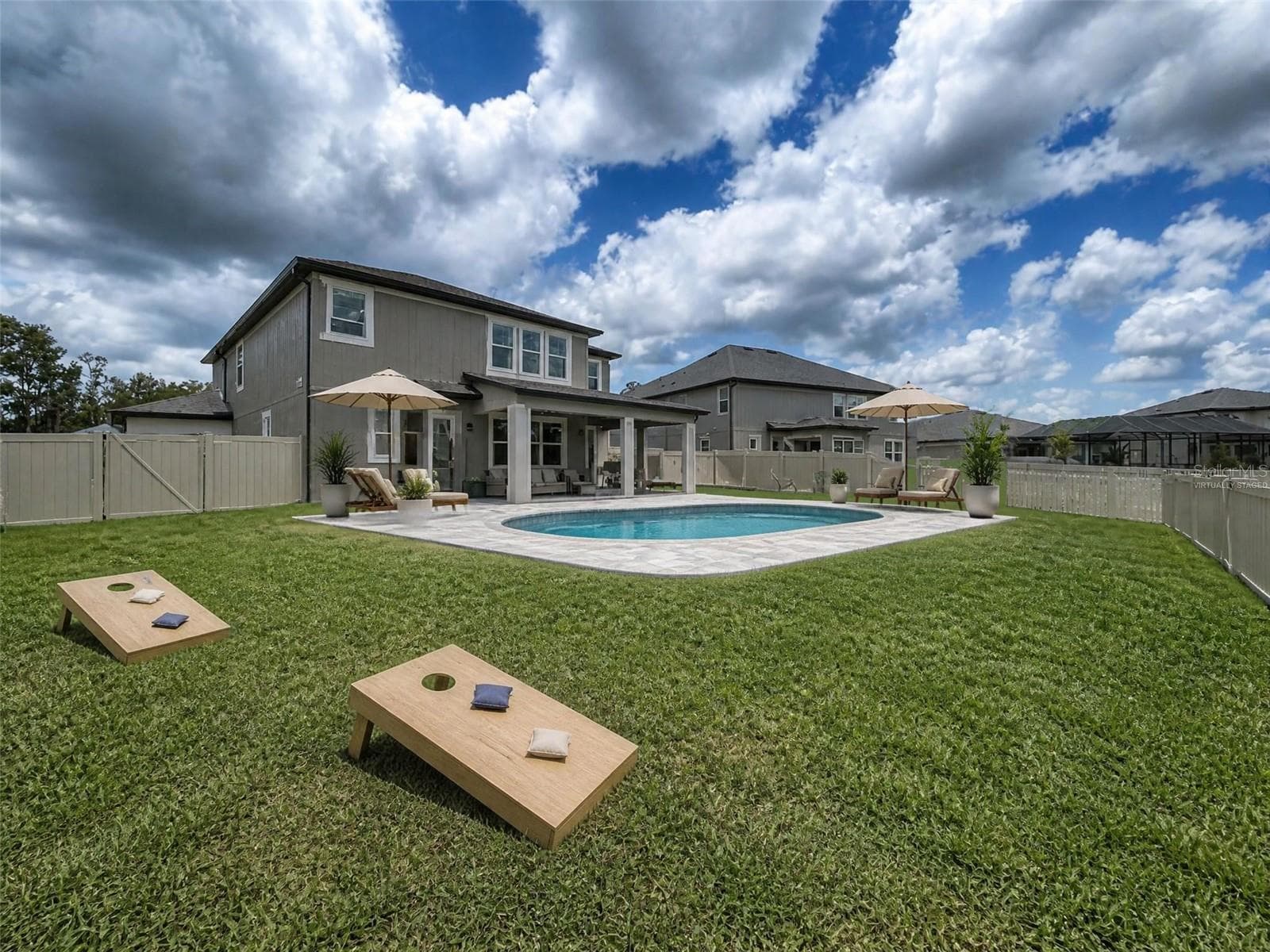 Virtually staged - 12093 NOUVEAU AVE, SPRING HILL