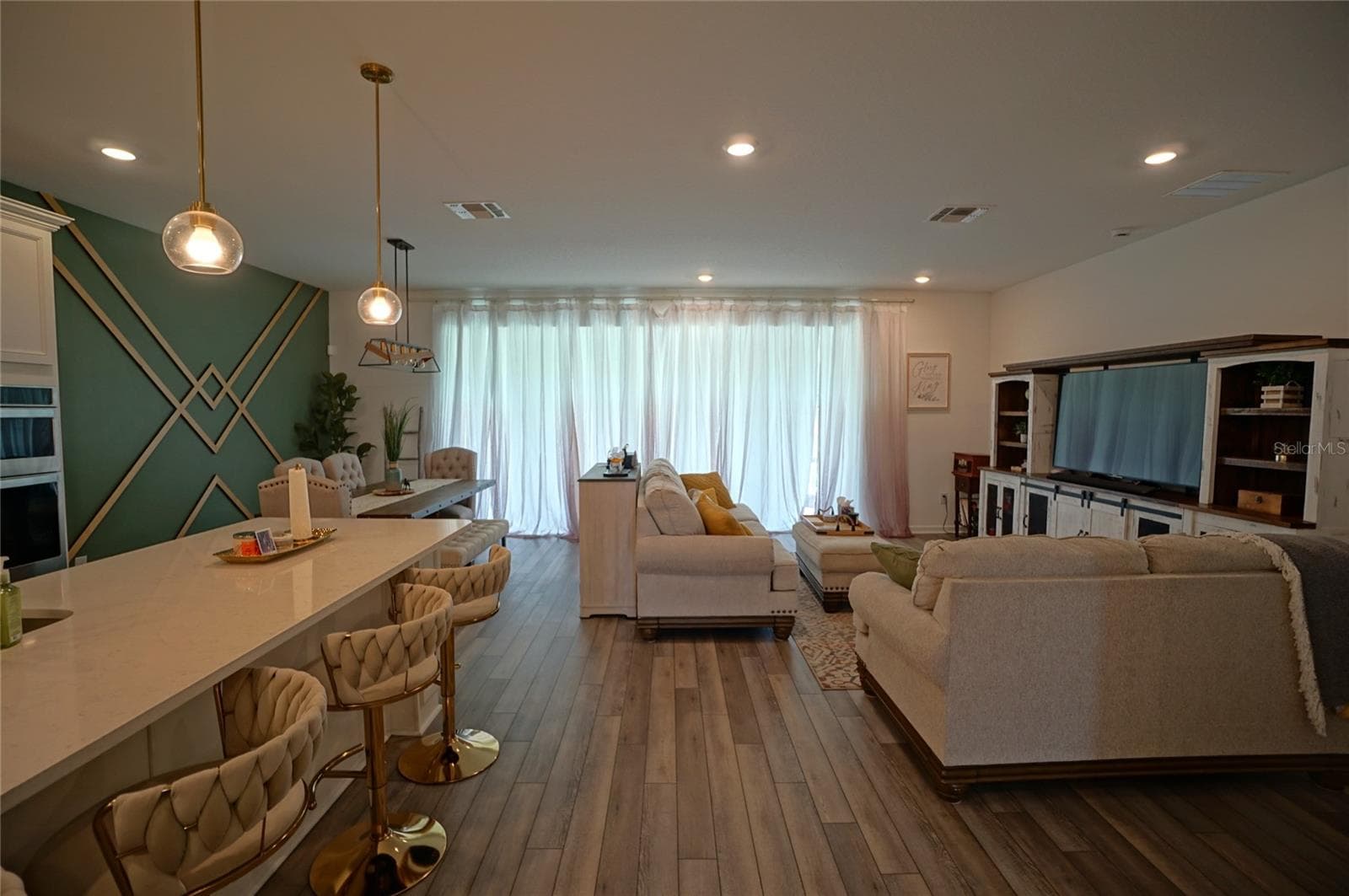 Single Family Residence at 12905 BROOKSIDE MOSS DR, RIVERVIEW, photo 2 of 24