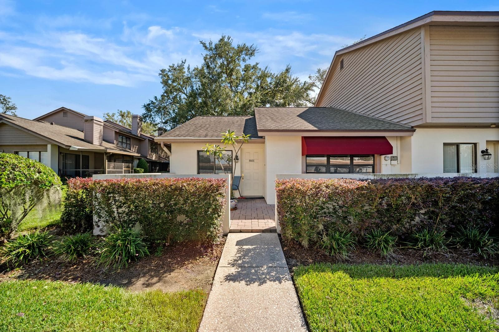 801 OAK PARK PL