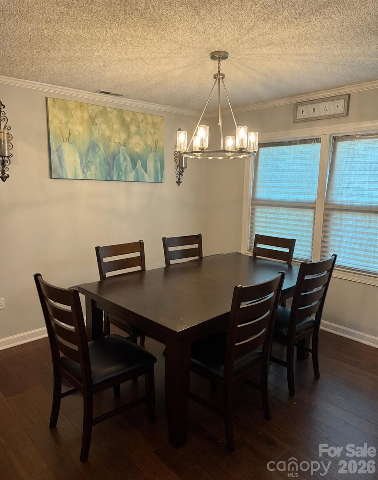 Single Family Residence at 10520 Queensmead Circle, Charlotte, photo 10 of 18