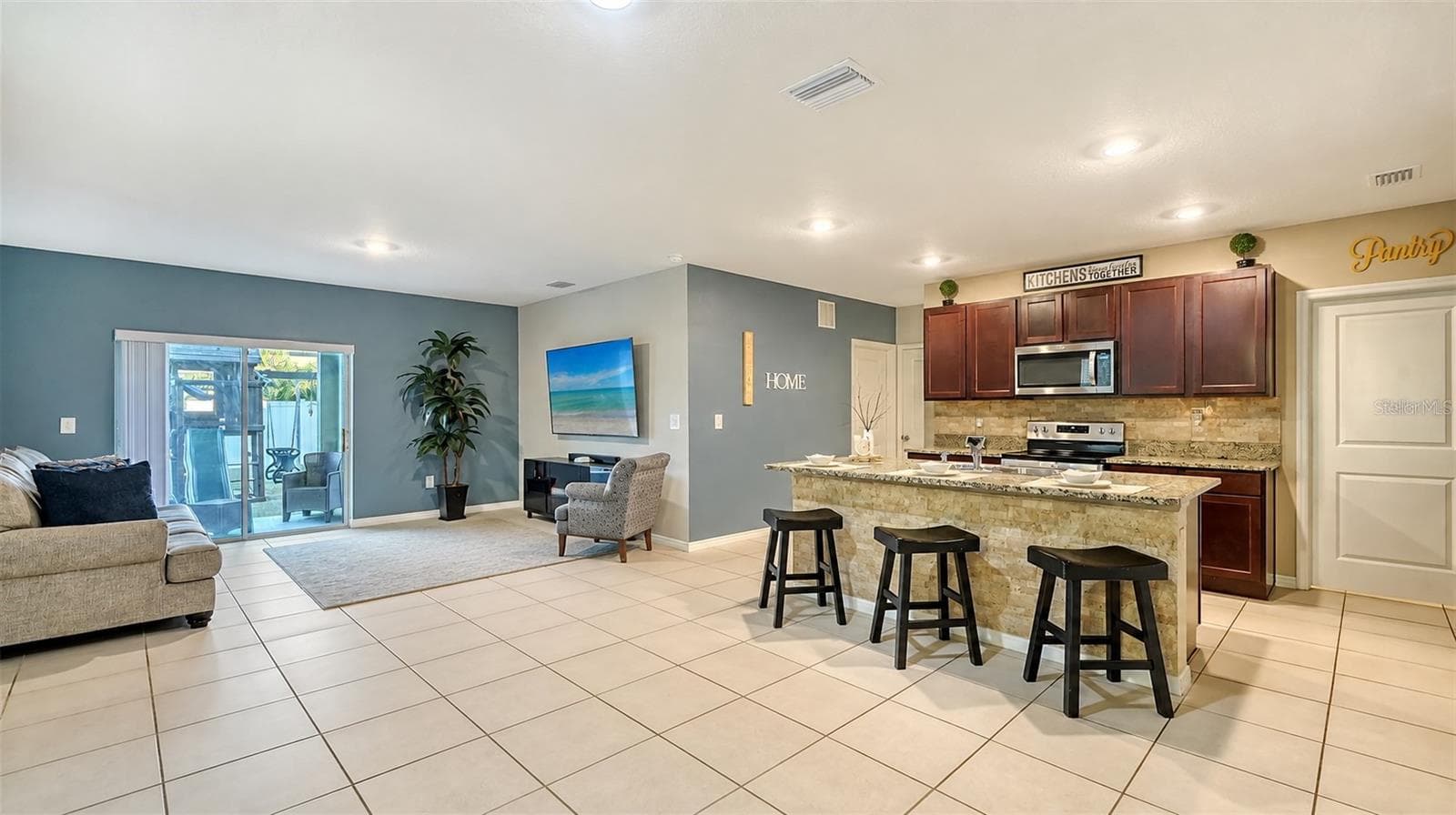 Single Family Residence at 3809 GOLDEN ORIOLE PKWY, SARASOTA, photo 16 of 48