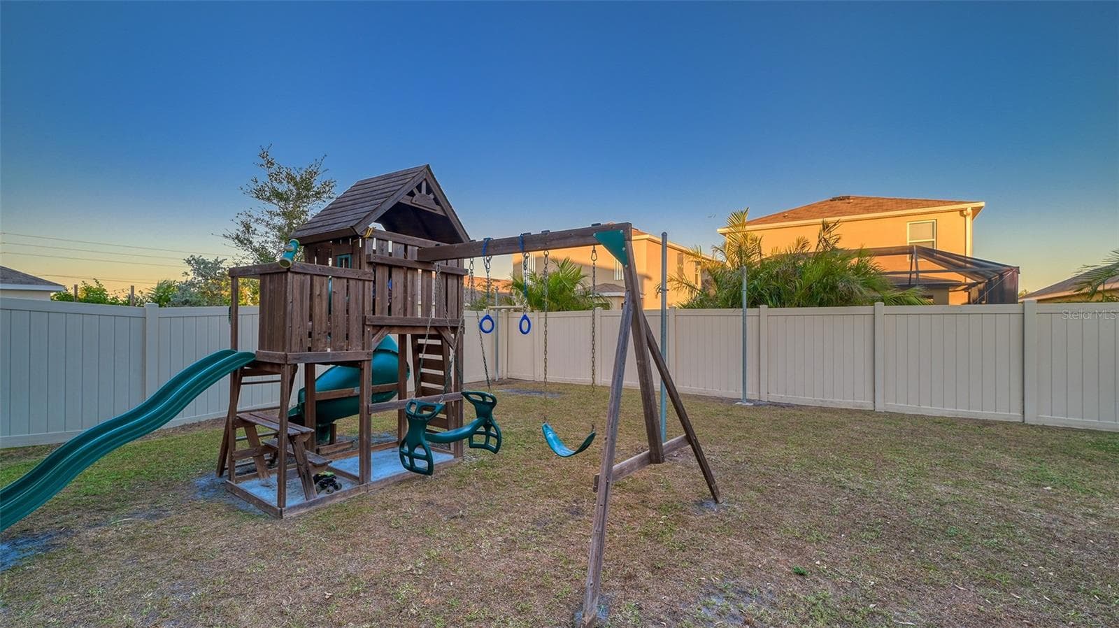 Single Family Residence at 3809 GOLDEN ORIOLE PKWY, SARASOTA, photo 23 of 48