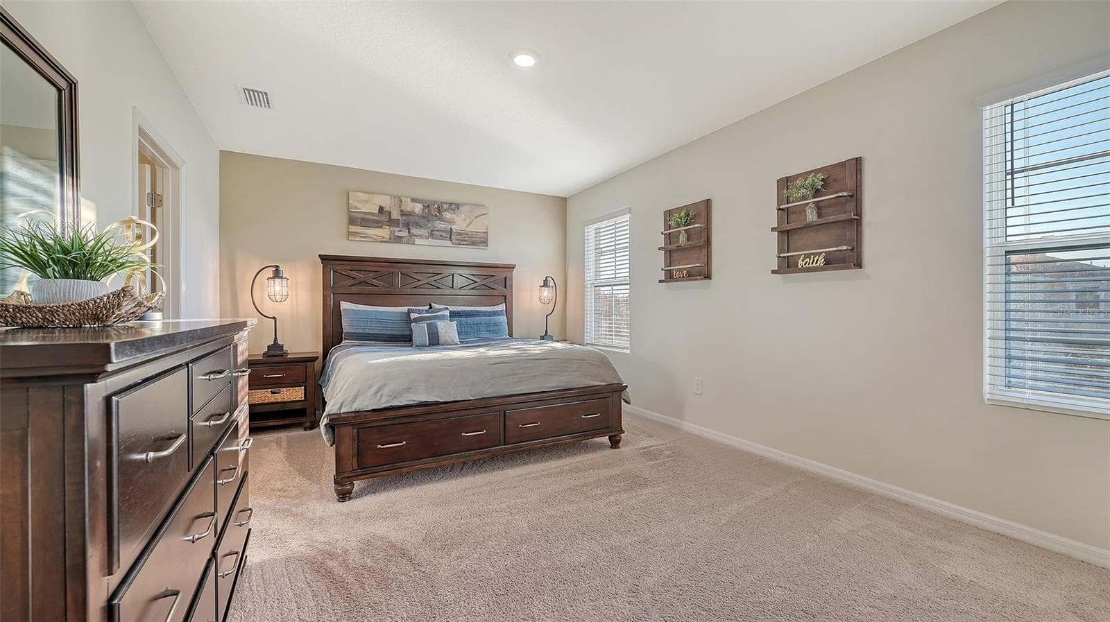 Single Family Residence at 3809 GOLDEN ORIOLE PKWY, SARASOTA, photo 27 of 48