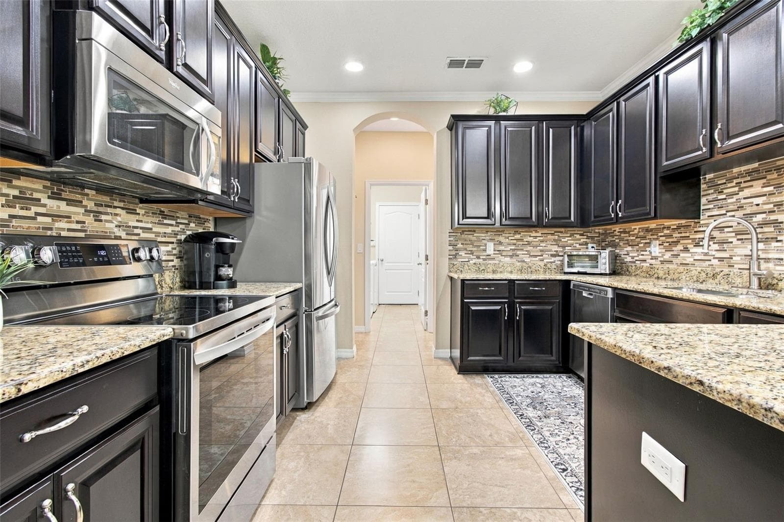 Townhouse at 17030 VILESTA DR, LUTZ, photo 8 of 53