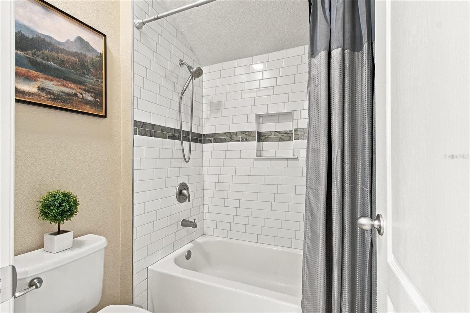 Townhouse at 17030 VILESTA DR, LUTZ, photo 32 of 53