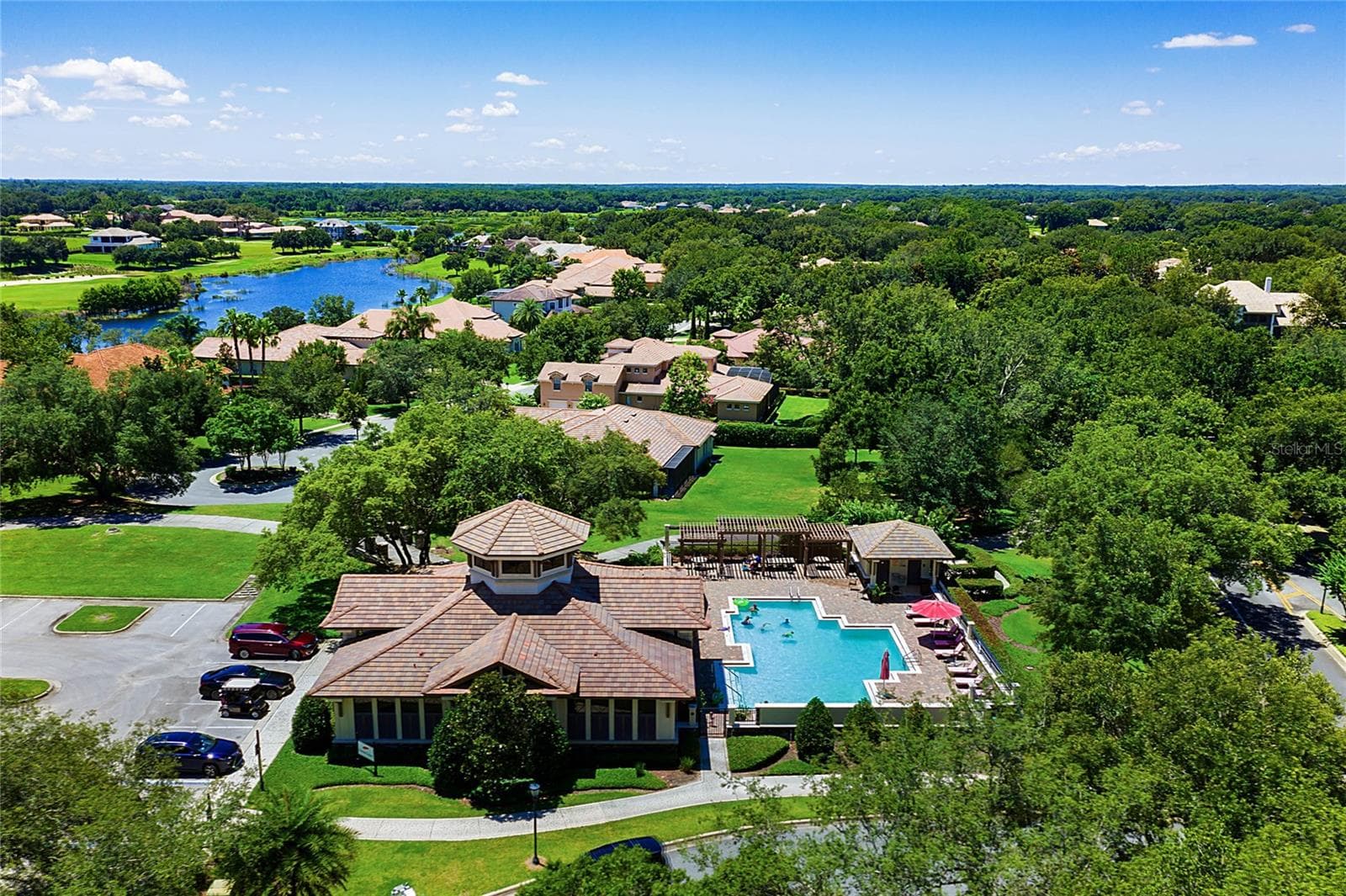 Fitness center, golf shop and pool - 25535 HAWKS RUN LN, SORRENTO
