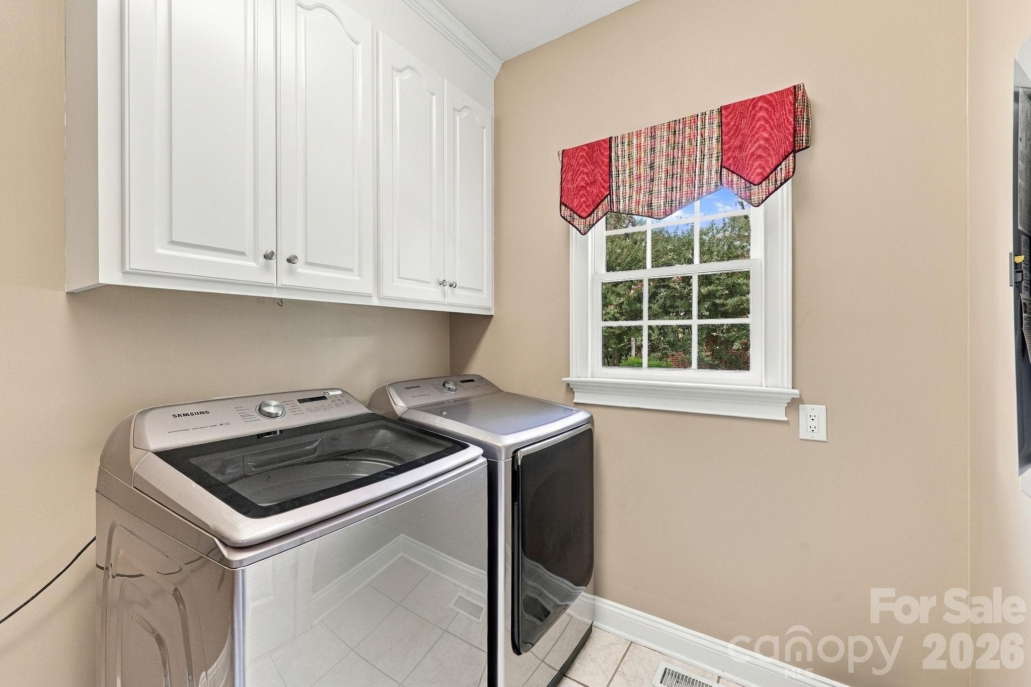 Single Family Residence at 633 Peacehaven Road, Kannapolis, photo 22 of 48