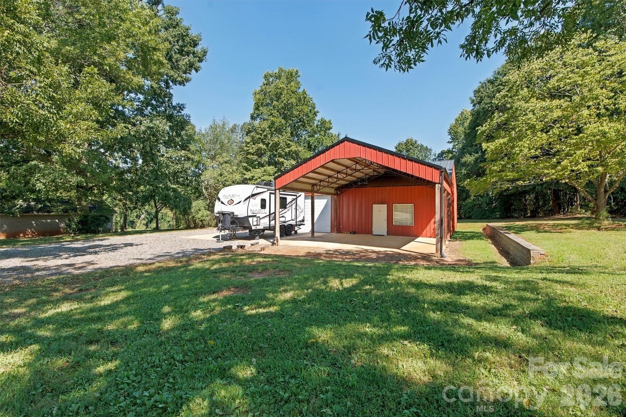 Focused Building (3-9' Garage Doors and 10' Ceilings) - 3336 Startown Road, Newton
