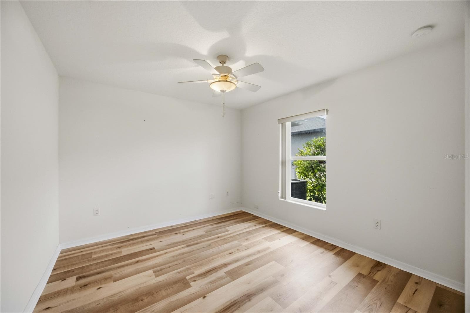 Single Family Residence at 244 FAIRWAY RD, ROTONDA WEST, photo 23 of 52