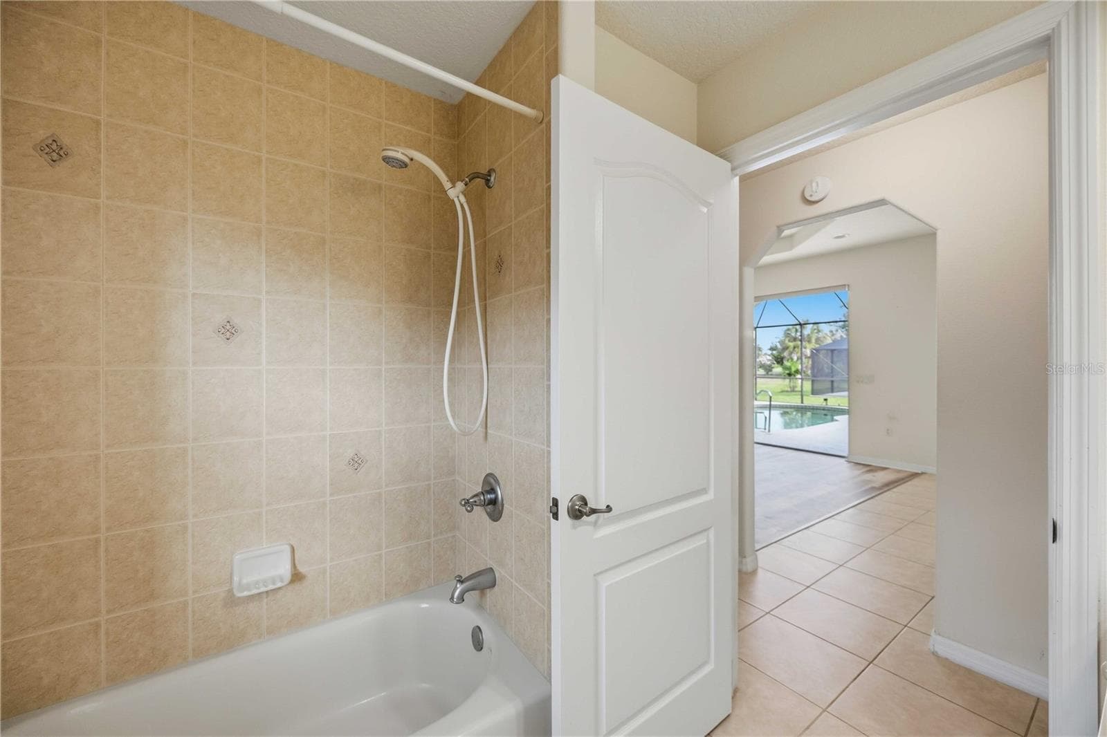 Single Family Residence at 244 FAIRWAY RD, ROTONDA WEST, photo 28 of 52