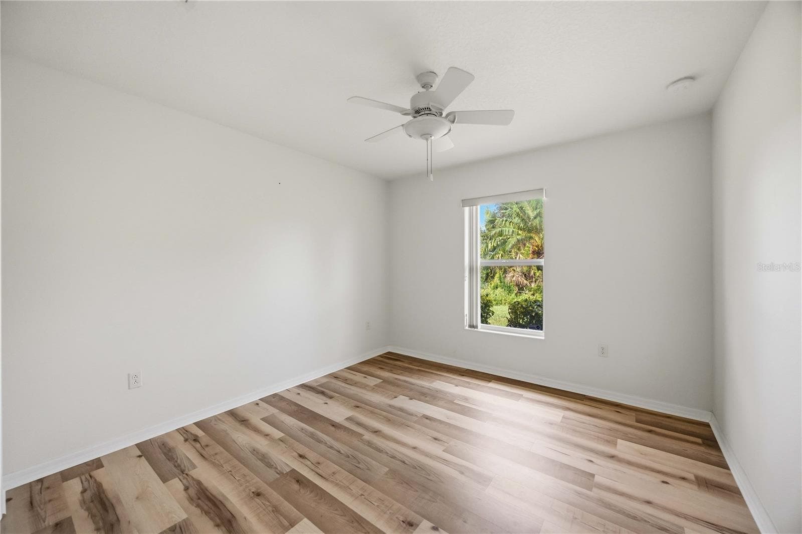 Single Family Residence at 244 FAIRWAY RD, ROTONDA WEST, photo 30 of 52