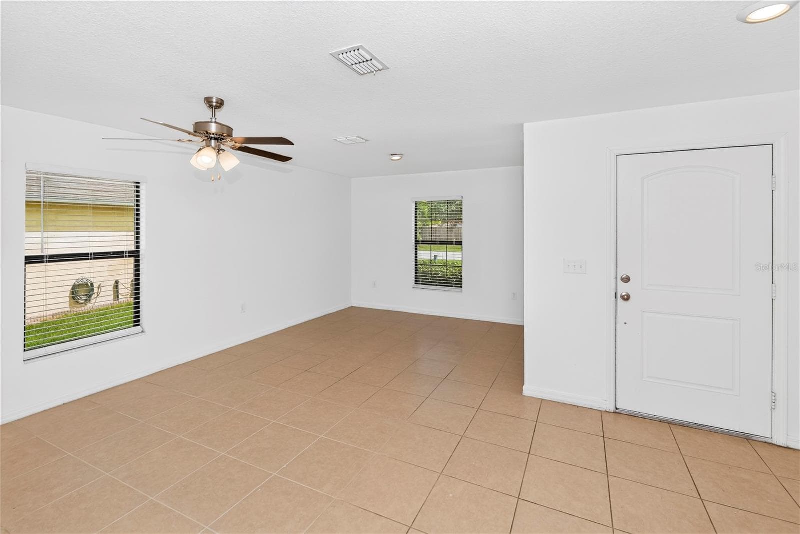 Single Family Residence at 1528 E FALMOUTH AVE, DELTONA, photo 8 of 35