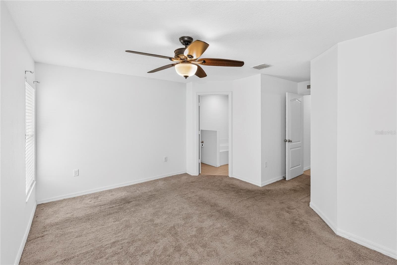 Single Family Residence at 1528 E FALMOUTH AVE, DELTONA, photo 12 of 35