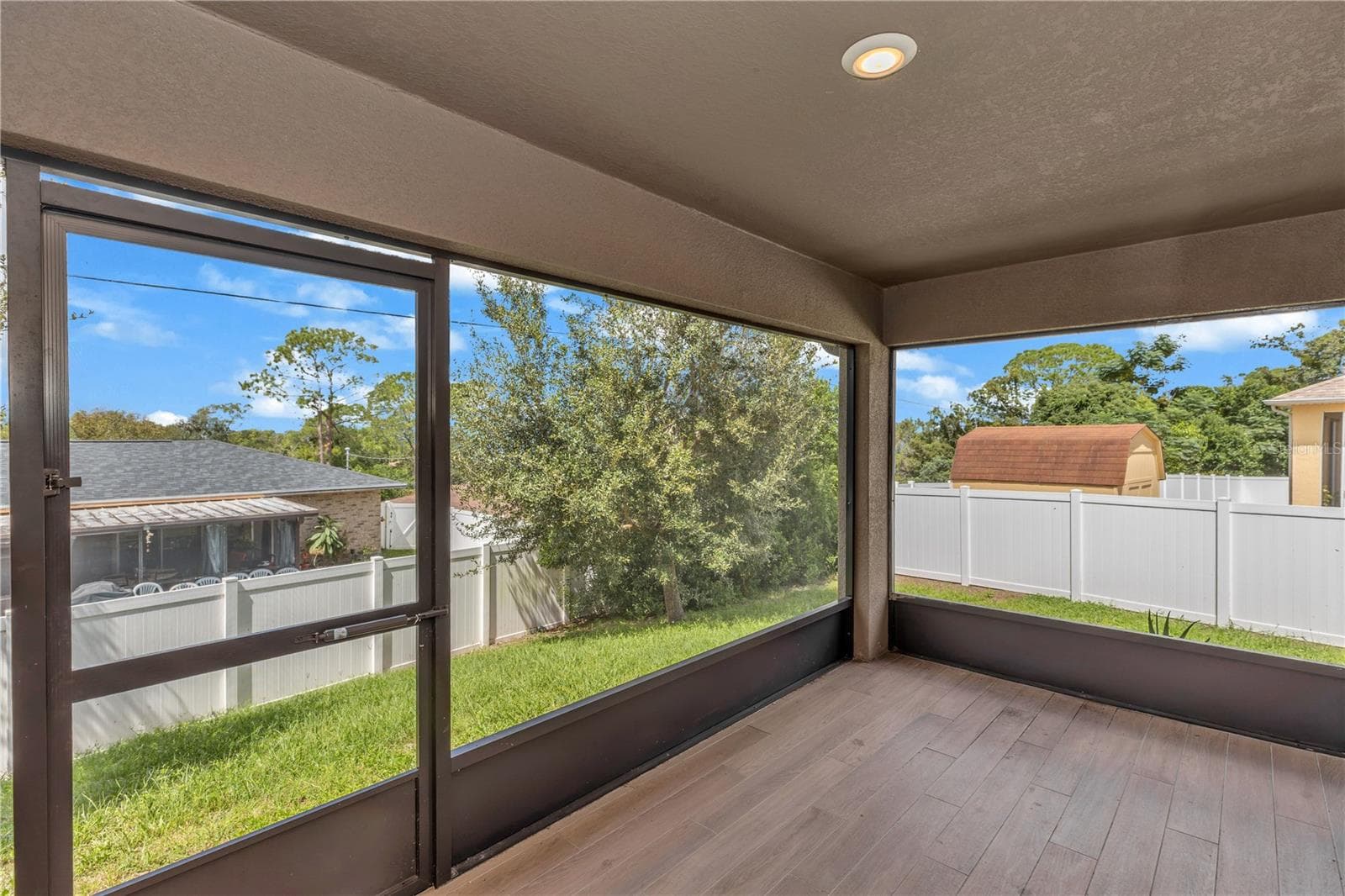 Single Family Residence at 1528 E FALMOUTH AVE, DELTONA, photo 27 of 35